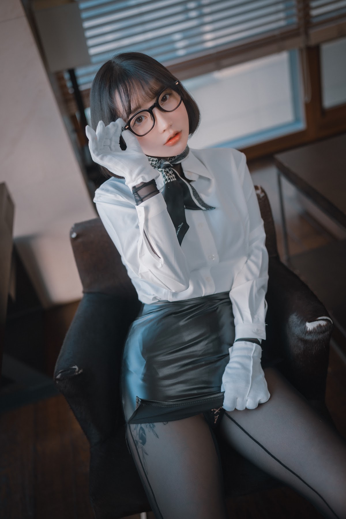 DJAWA Photo – Son Ye-Eun (손예은) – Naughty Supervisor - P5