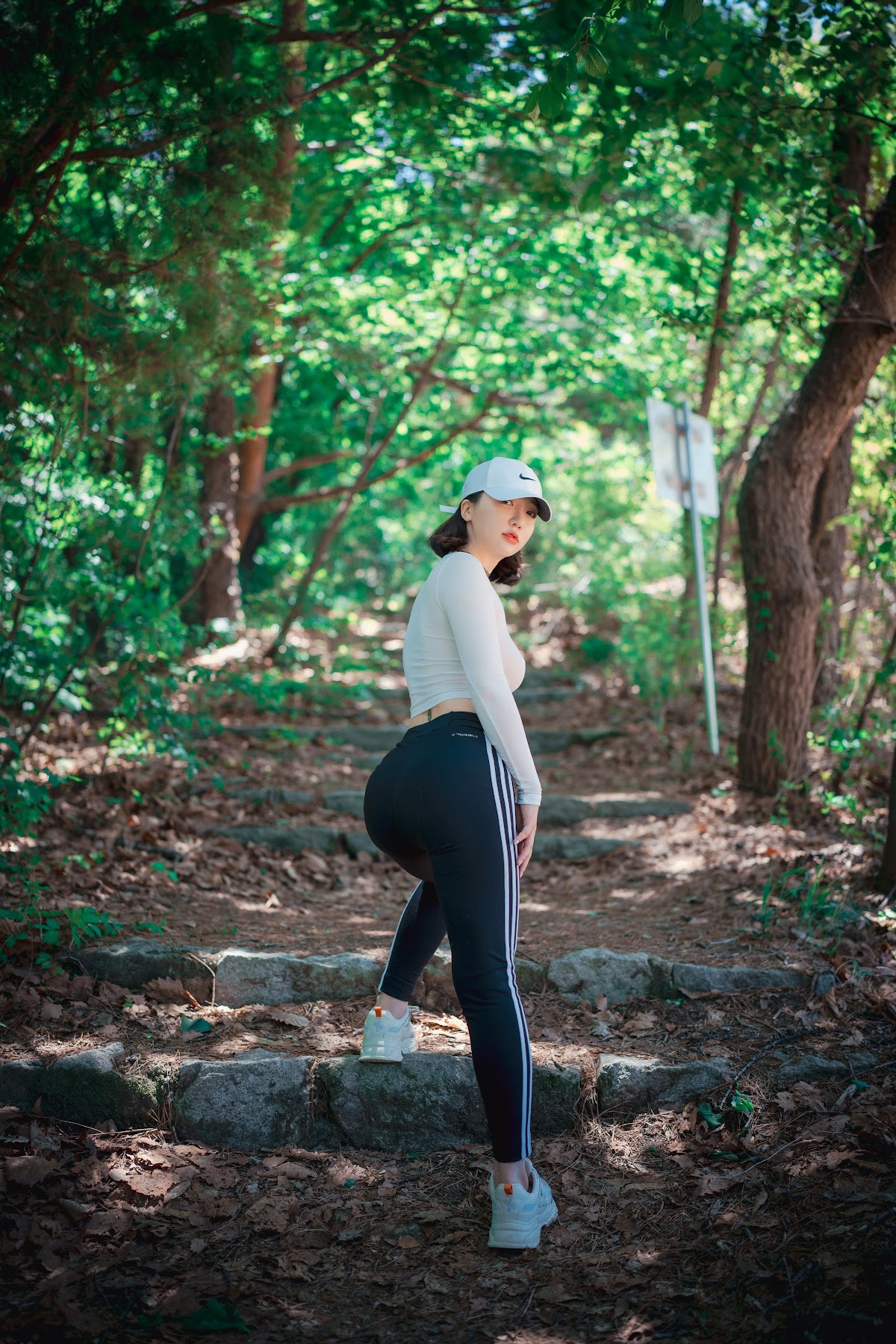 DJAWA Photo – Son Ye-Eun (손예은) – Naughty Trekking - P140