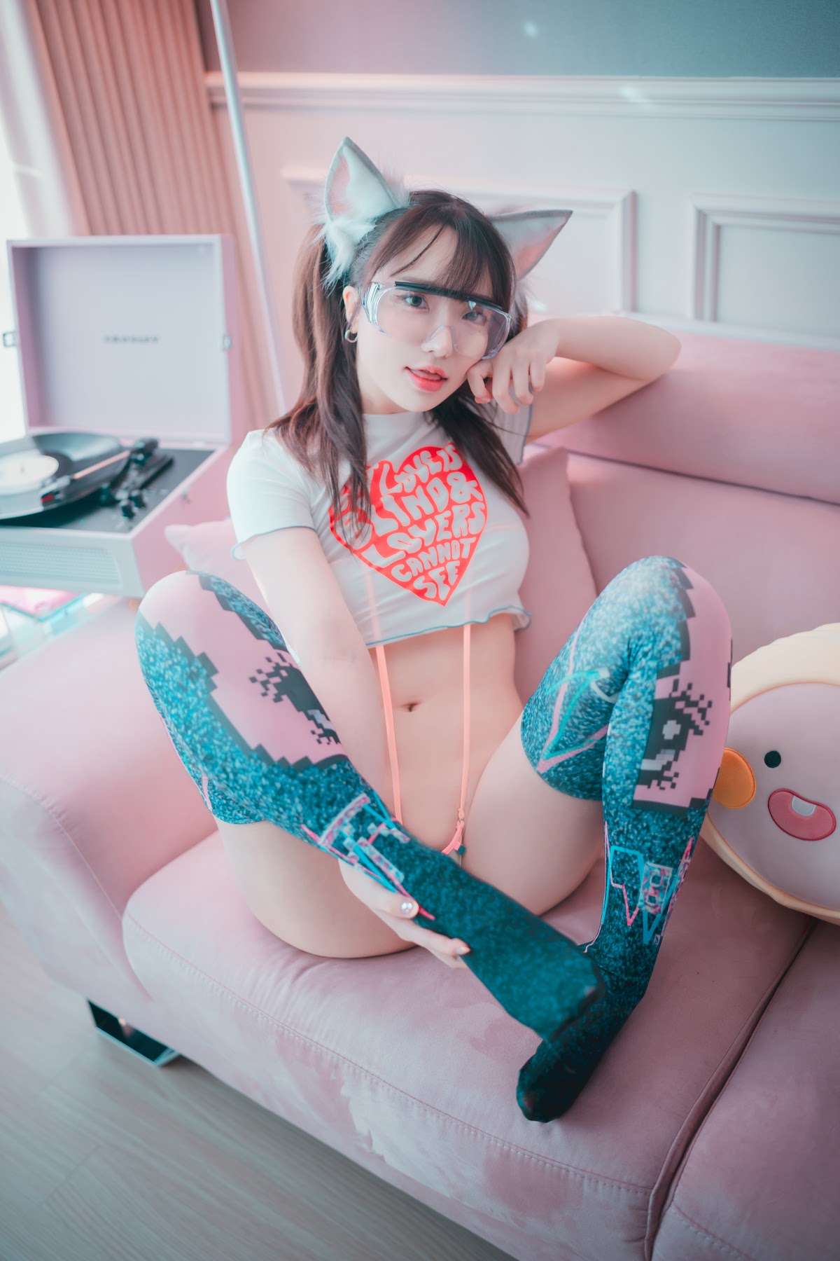 DJAWA Photo – Son Ye-Eun (손예은) – Retro Gaming Girl - P47
