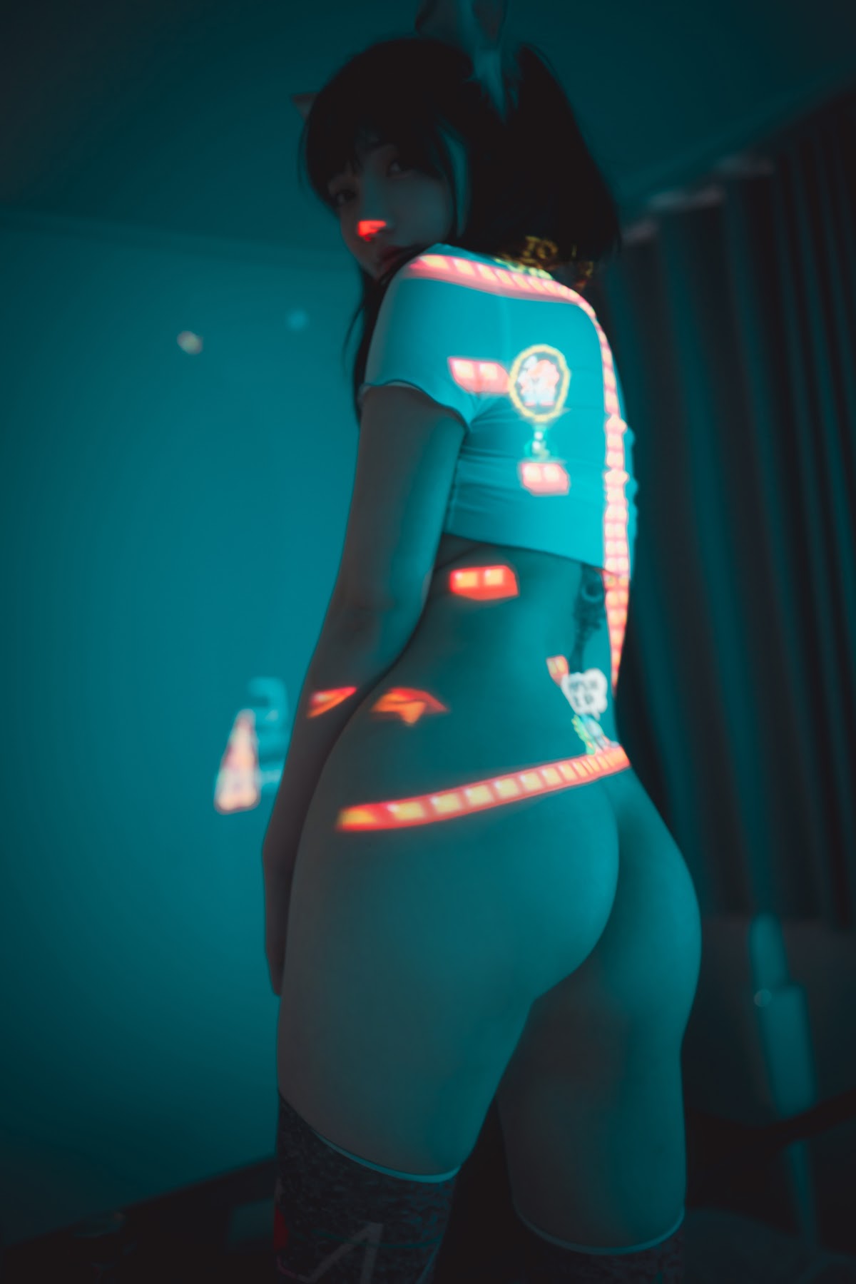 DJAWA Photo – Son Ye-Eun (손예은) – Retro Gaming Girl - P95