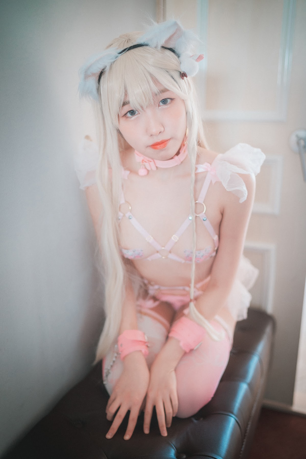 DJAWA Photo – Sonson (손손) – Gata Rosa - P13