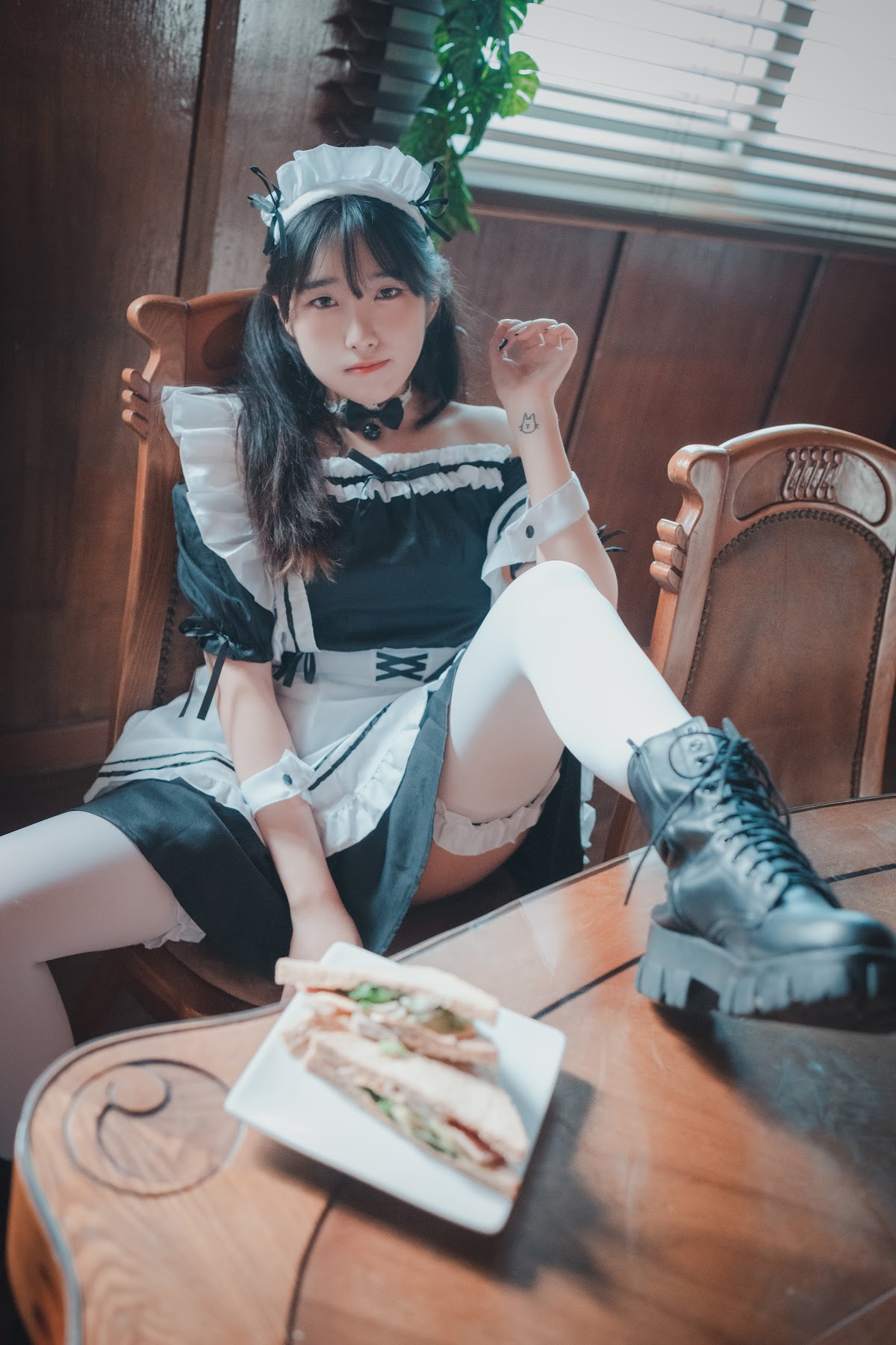 DJAWA Photo – Sonson (손손) – Maid Mansion Nº6 (+S.Ver) - P26