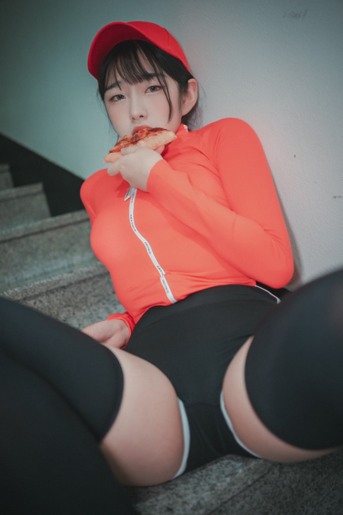 DJAWA Photo – Sonson (손손) – Pizza Girl - P8