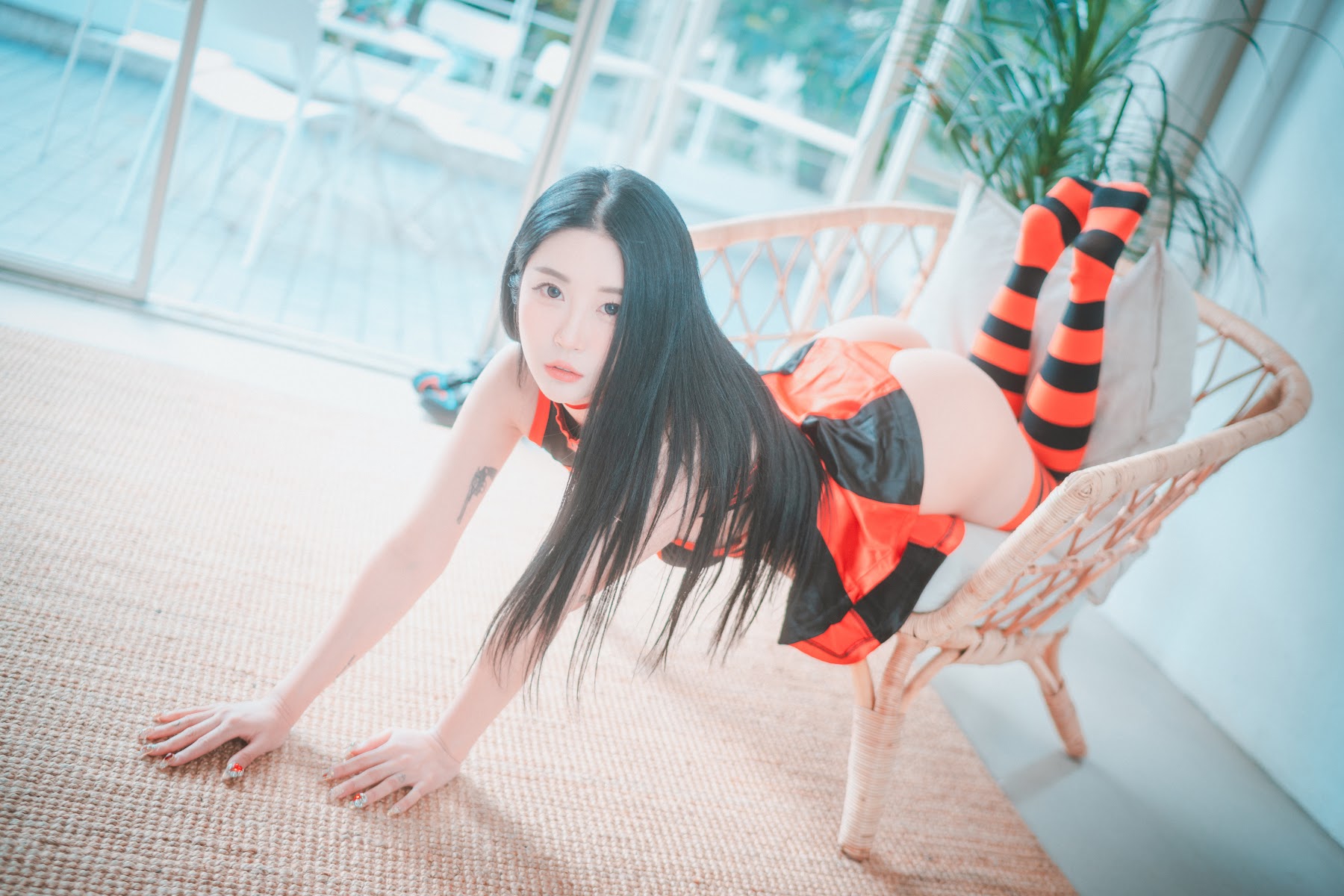 DJAWA Photo – Tae Ri (태리) & Bomi (보미) – Devil 666 & Angel 777 - P46