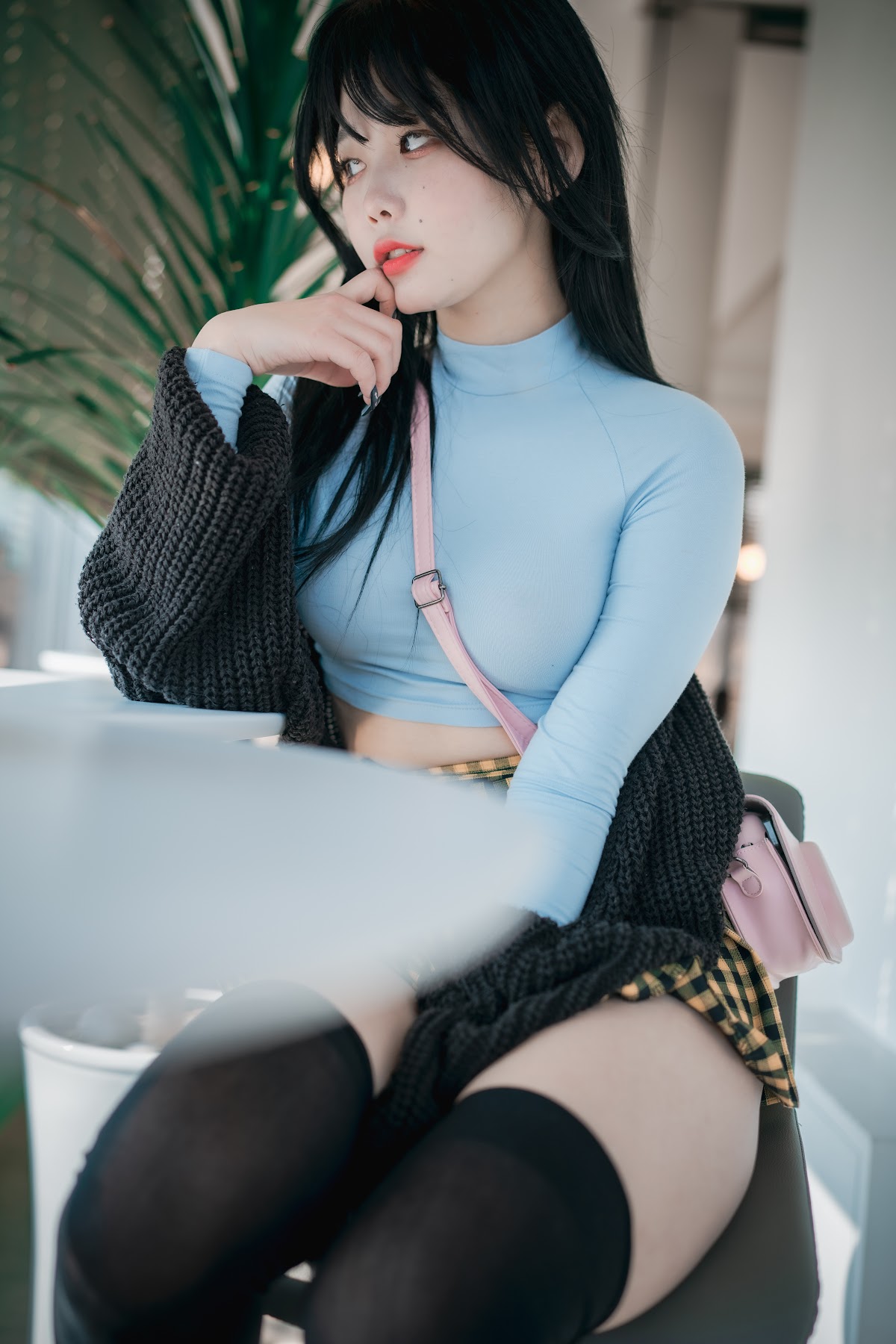DJAWA Photo – Zia (지아) – Early Spring Walk in March - P110