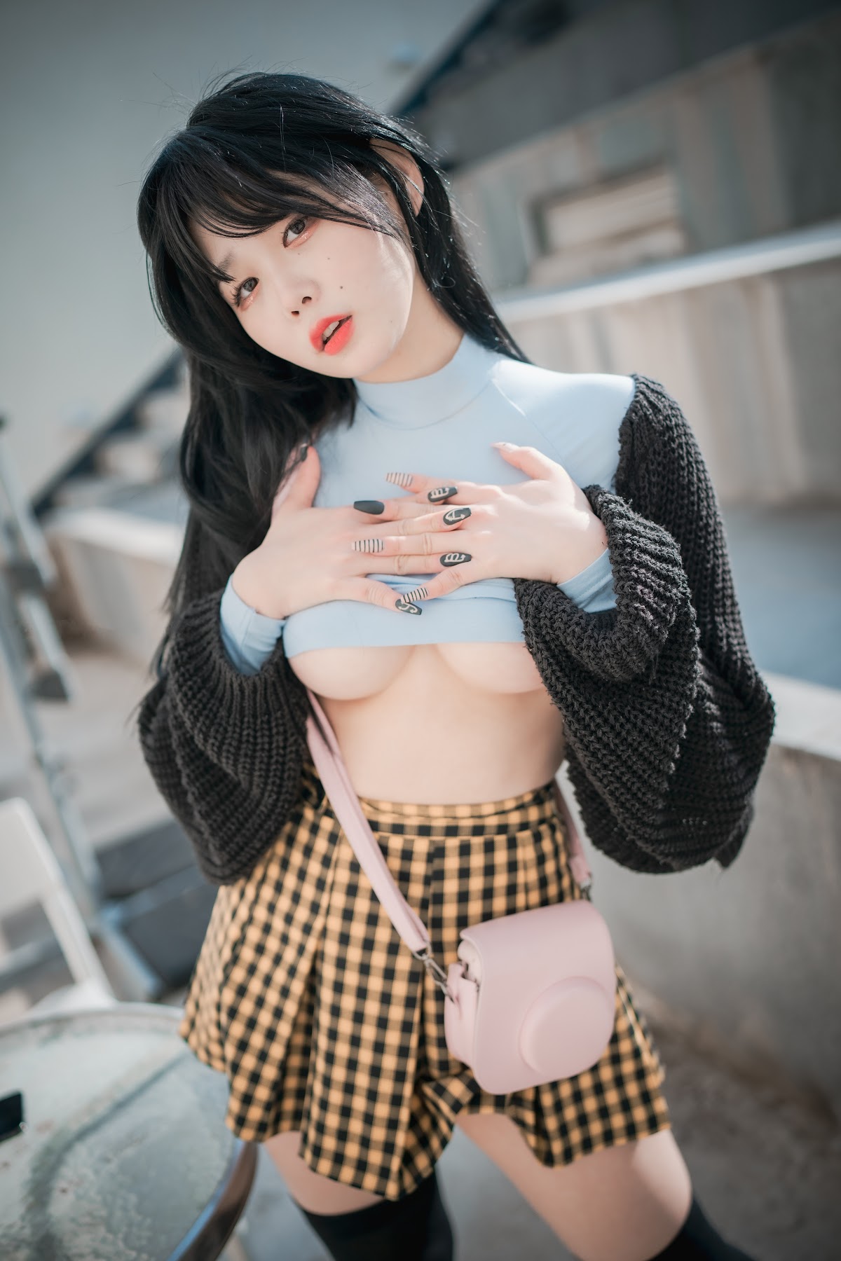 DJAWA Photo – Zia (지아) – Early Spring Walk in March - P134