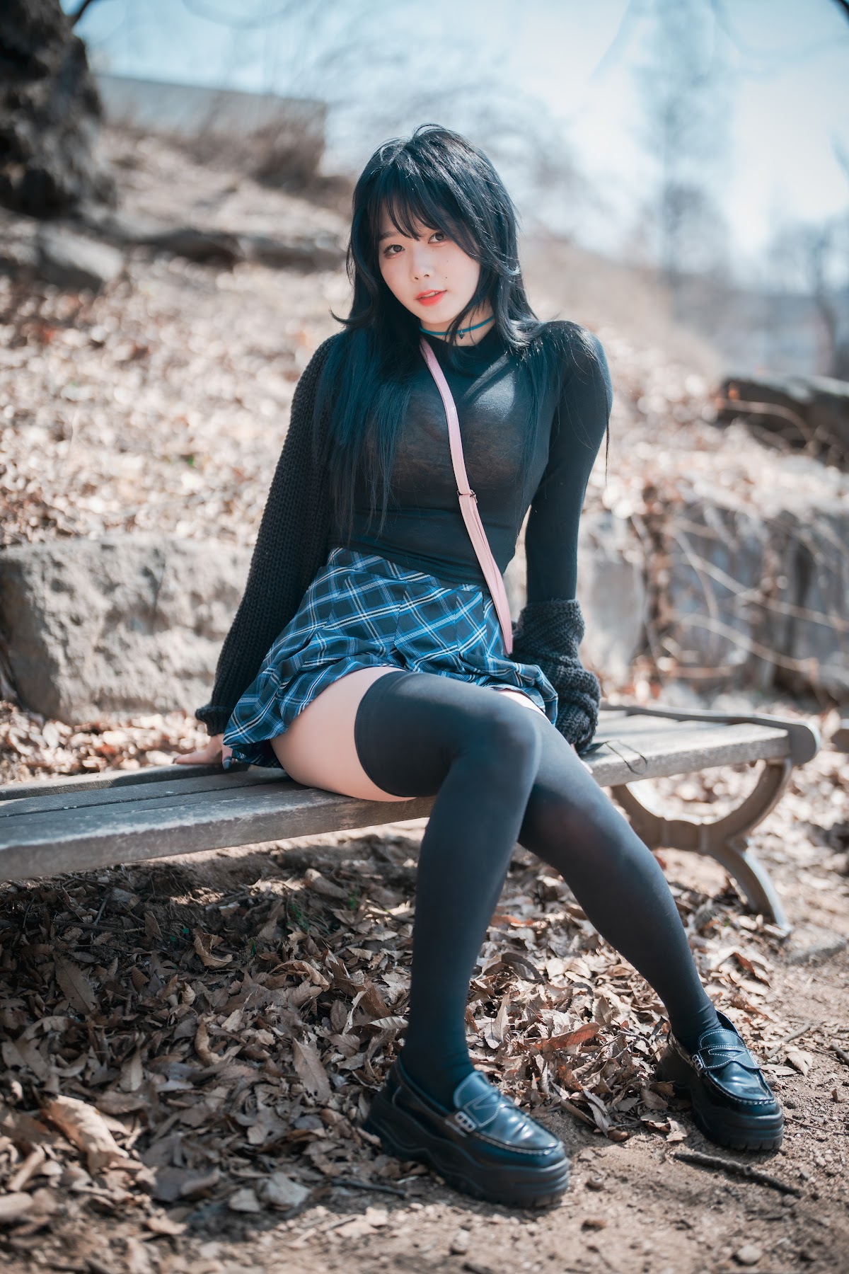 DJAWA Photo – Zia (지아) – Early Spring Walk in March - P139