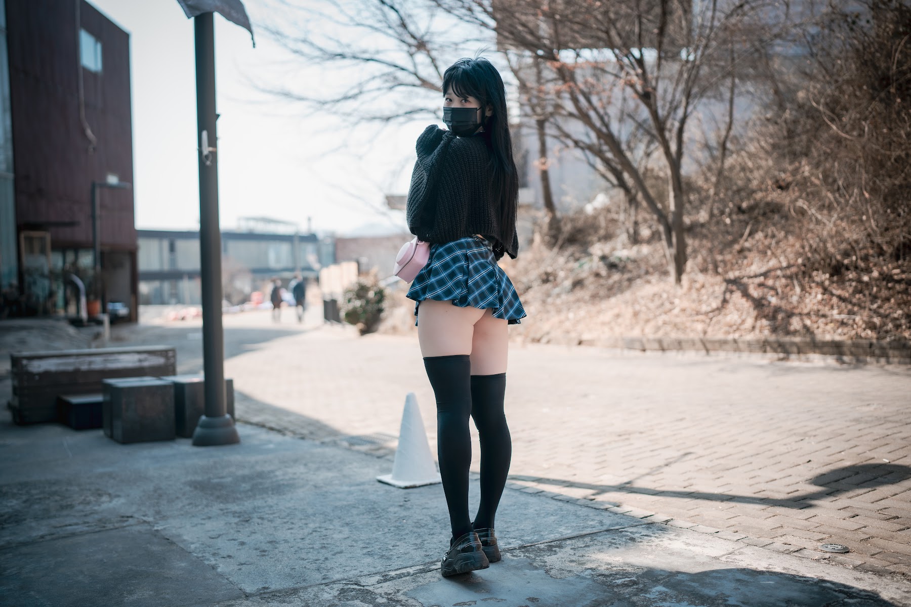 DJAWA Photo – Zia (지아) – Early Spring Walk in March - P14