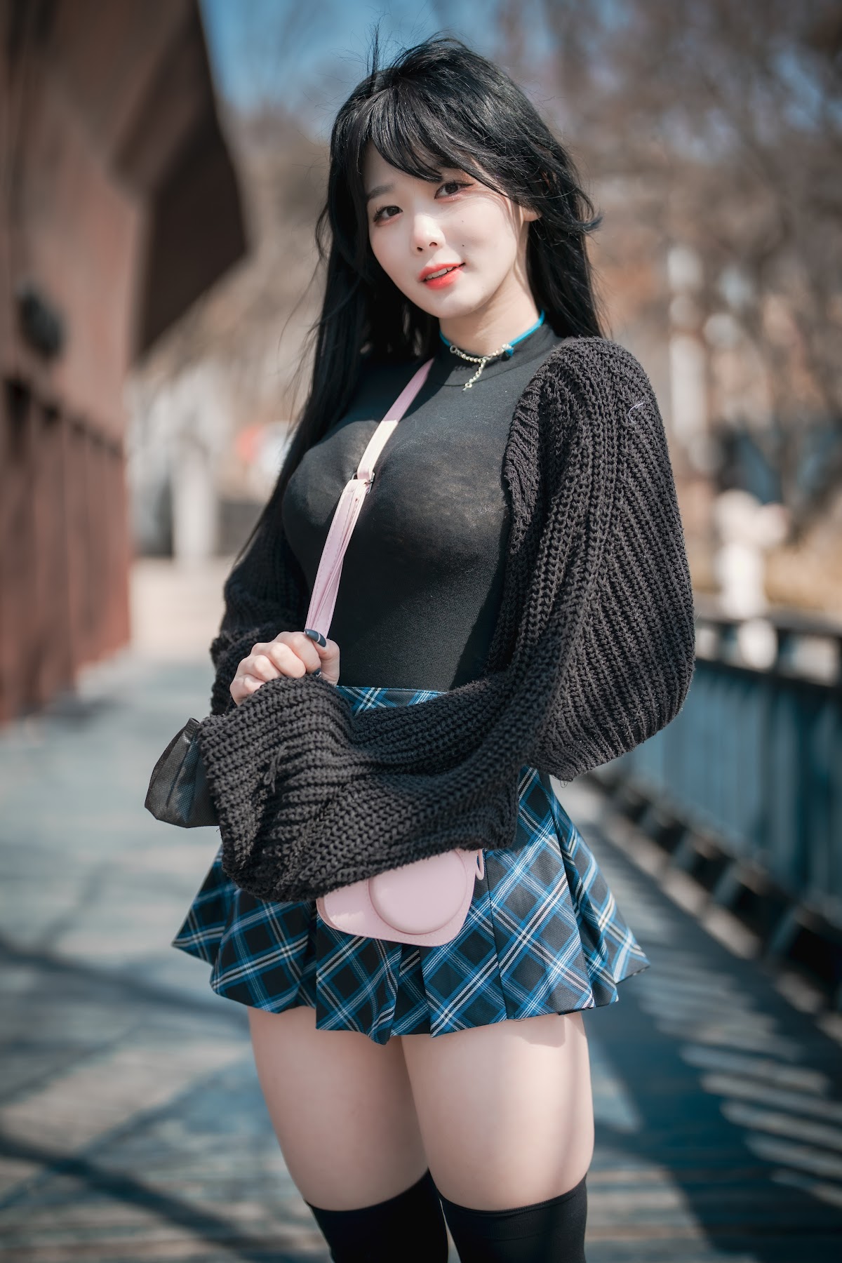 DJAWA Photo – Zia (지아) – Early Spring Walk in March - P27