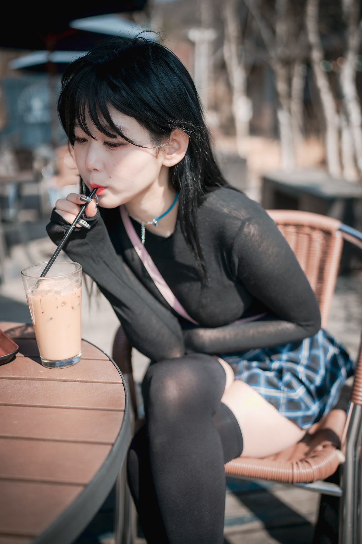 DJAWA Photo – Zia (지아) – Early Spring Walk in March - P60