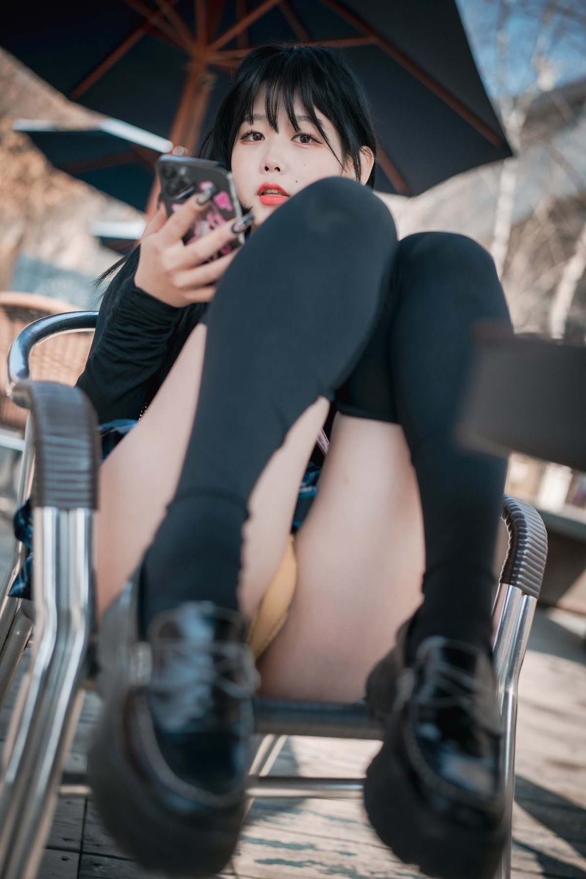 DJAWA Photo – Zia (지아) – Early Spring Walk in March - P63