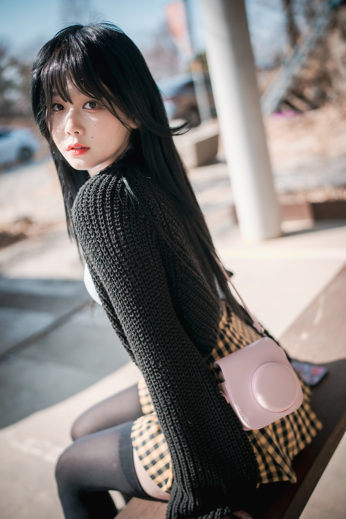 DJAWA Photo – Zia (지아) – Early Spring Walk in March - P70