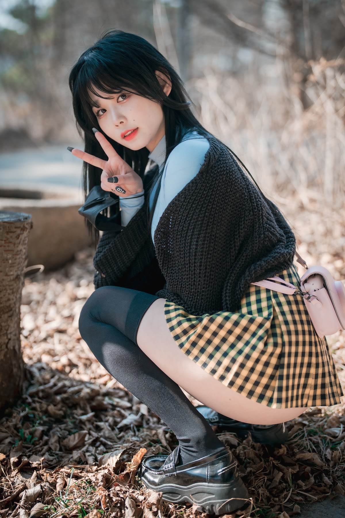 DJAWA Photo – Zia (지아) – Early Spring Walk in March - P76