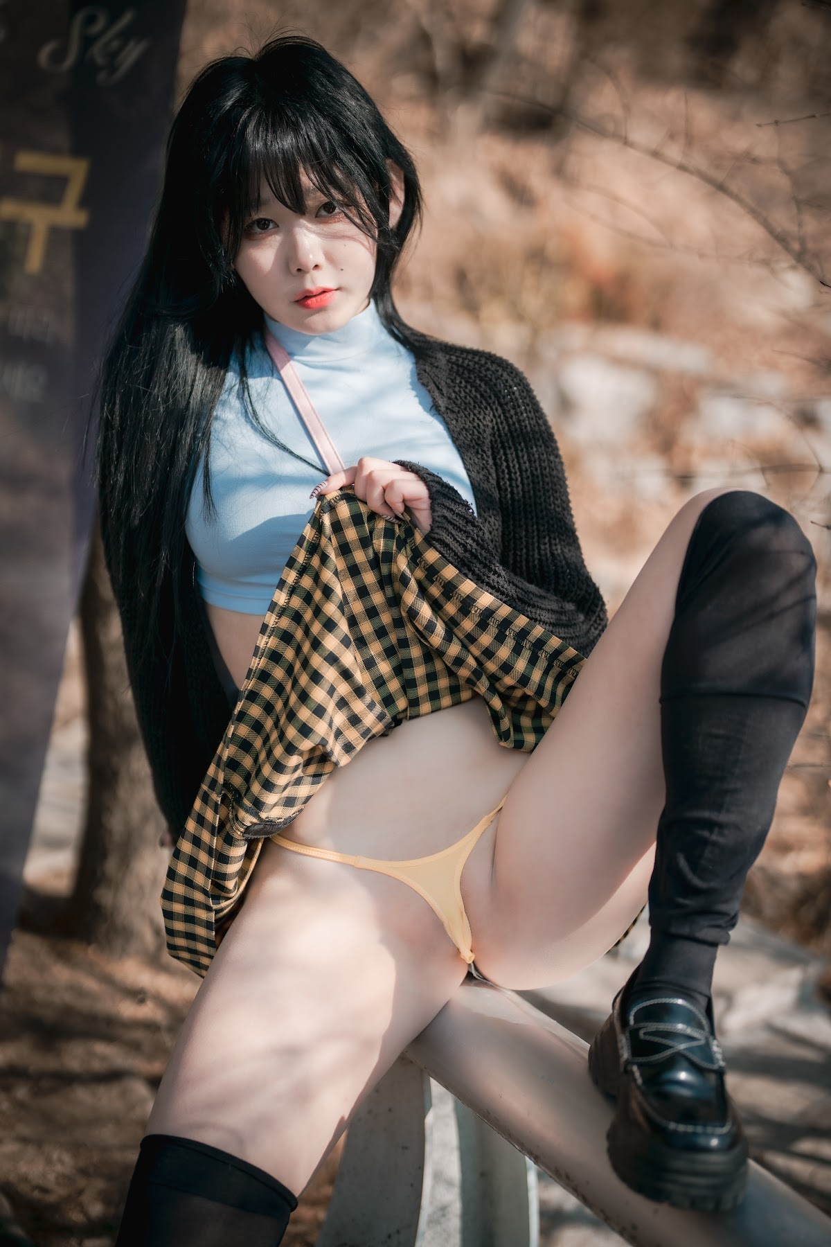 DJAWA Photo – Zia (지아) – Early Spring Walk in March - P79