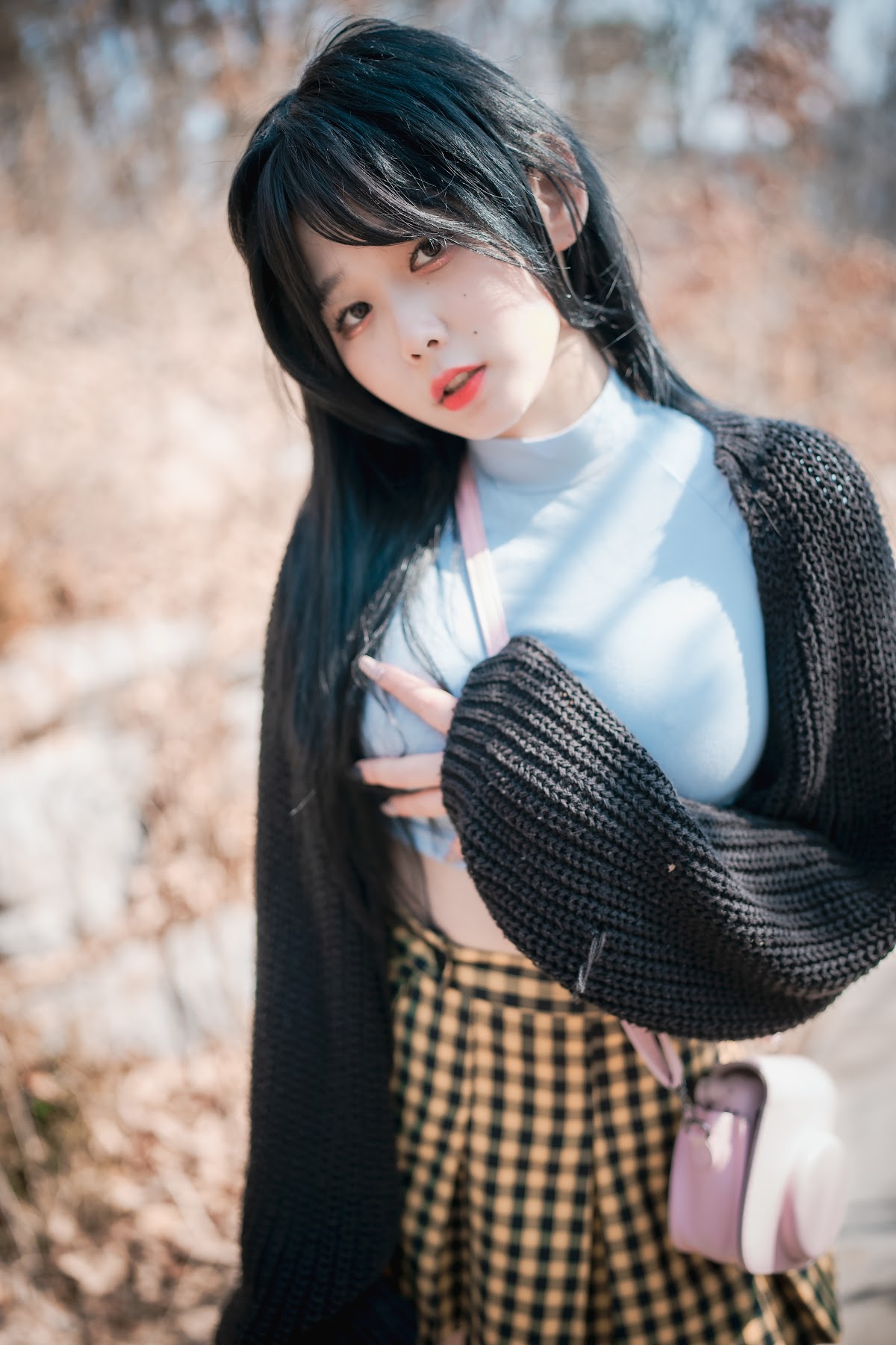 DJAWA Photo – Zia (지아) – Early Spring Walk in March - P84