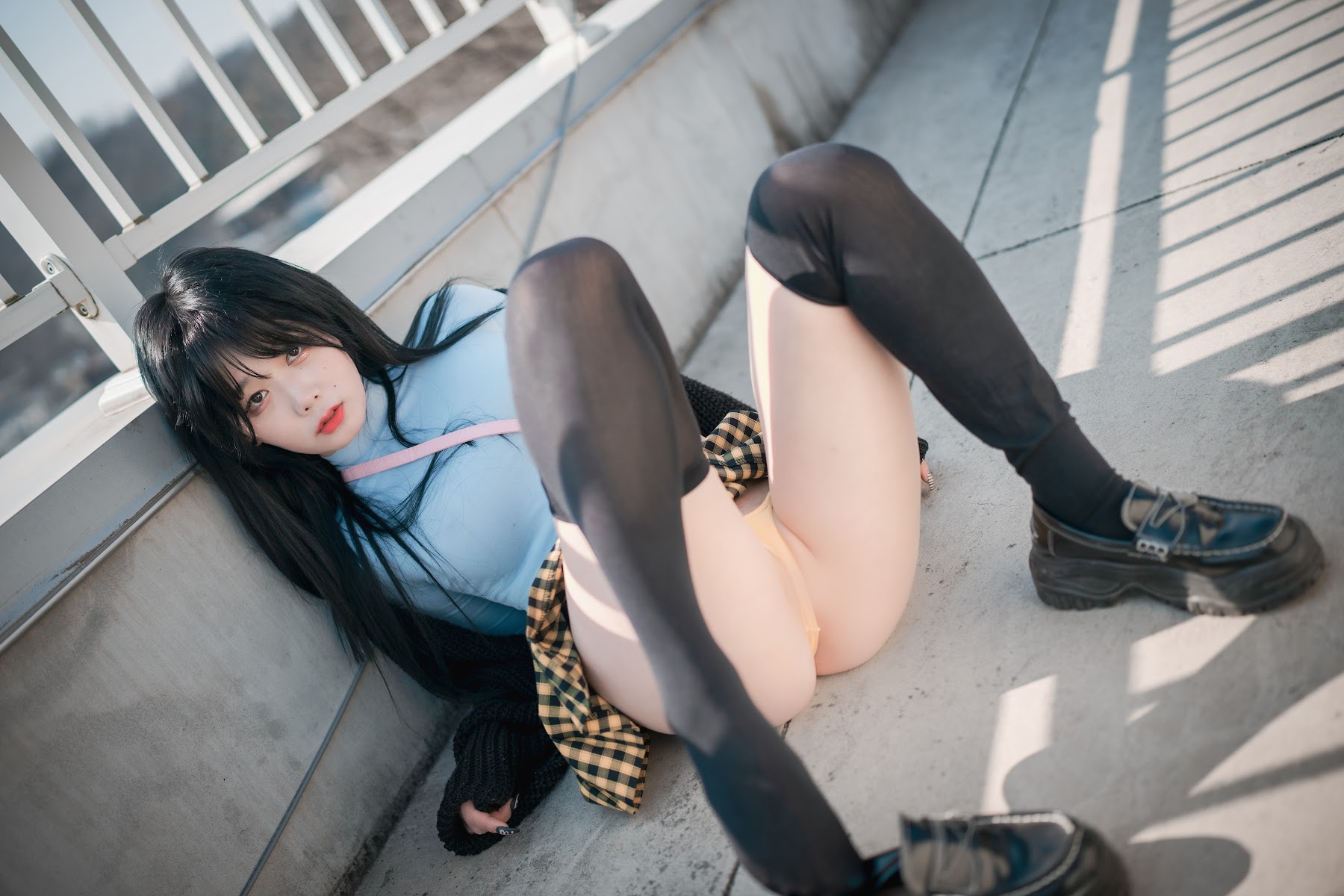DJAWA Photo – Zia (지아) – Early Spring Walk in March - P93