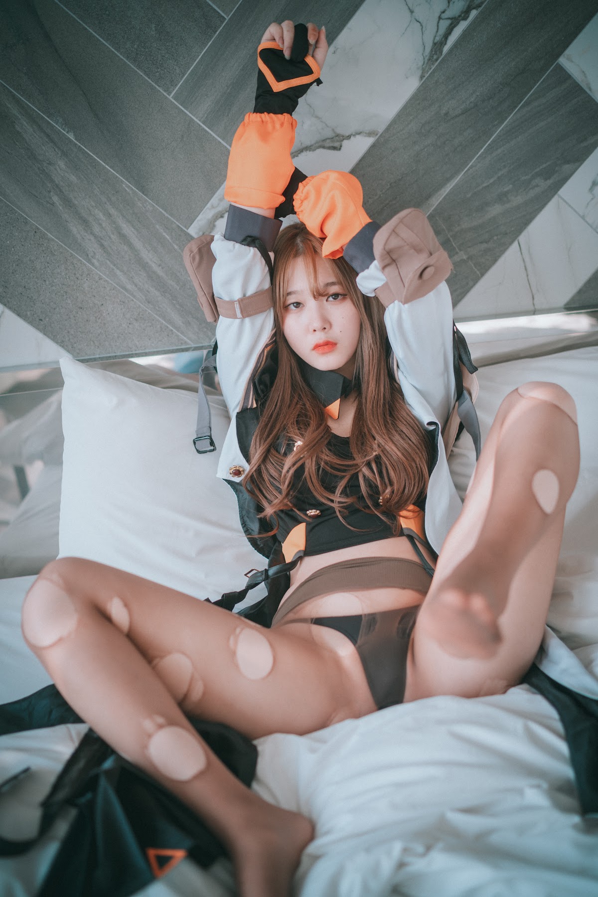 DJAWA Photo – Zia (지아) – Overheated K2 (Girls Frontline) - P49