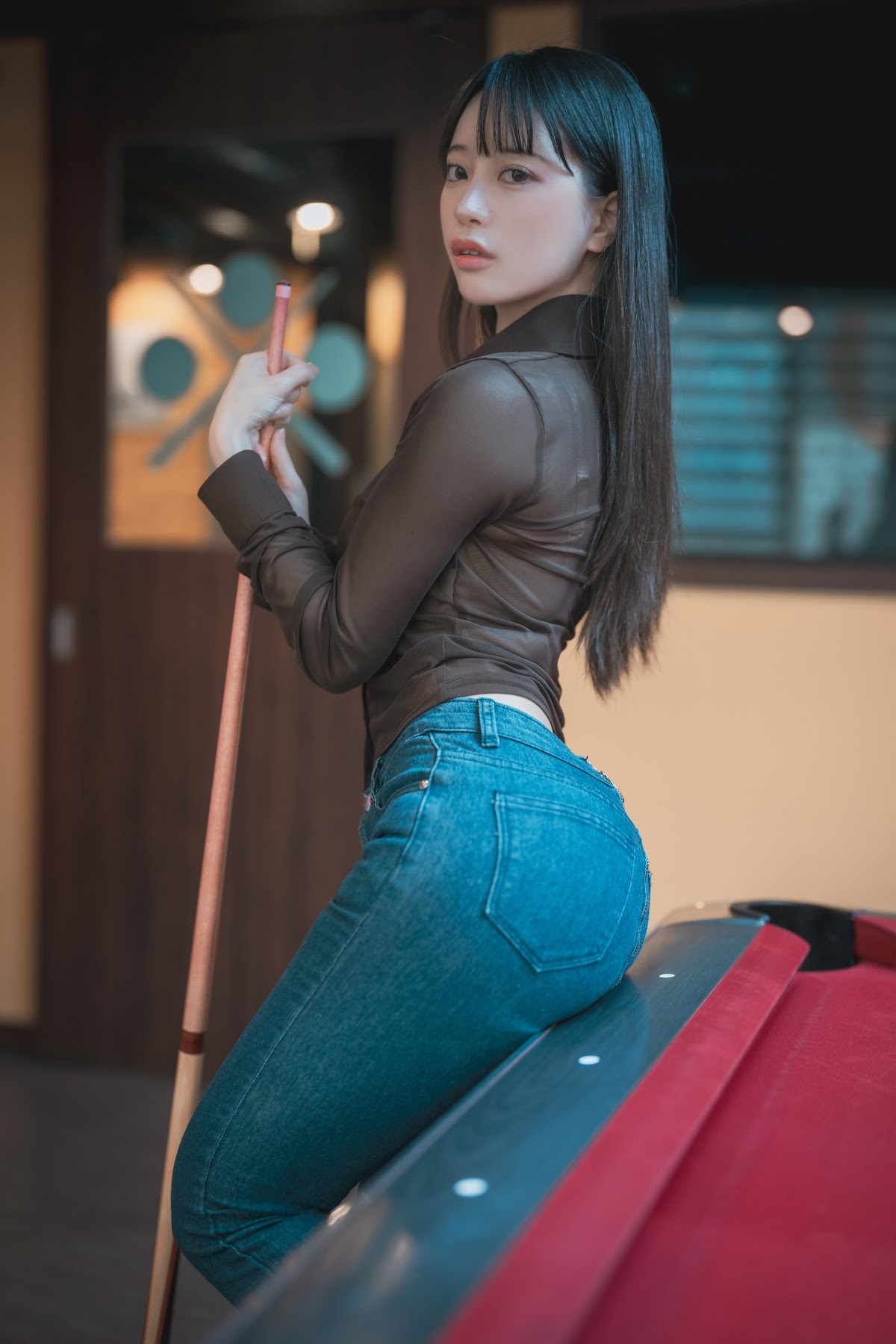 DJAWA Photo – ZziZzi – Billiards Girl - P8