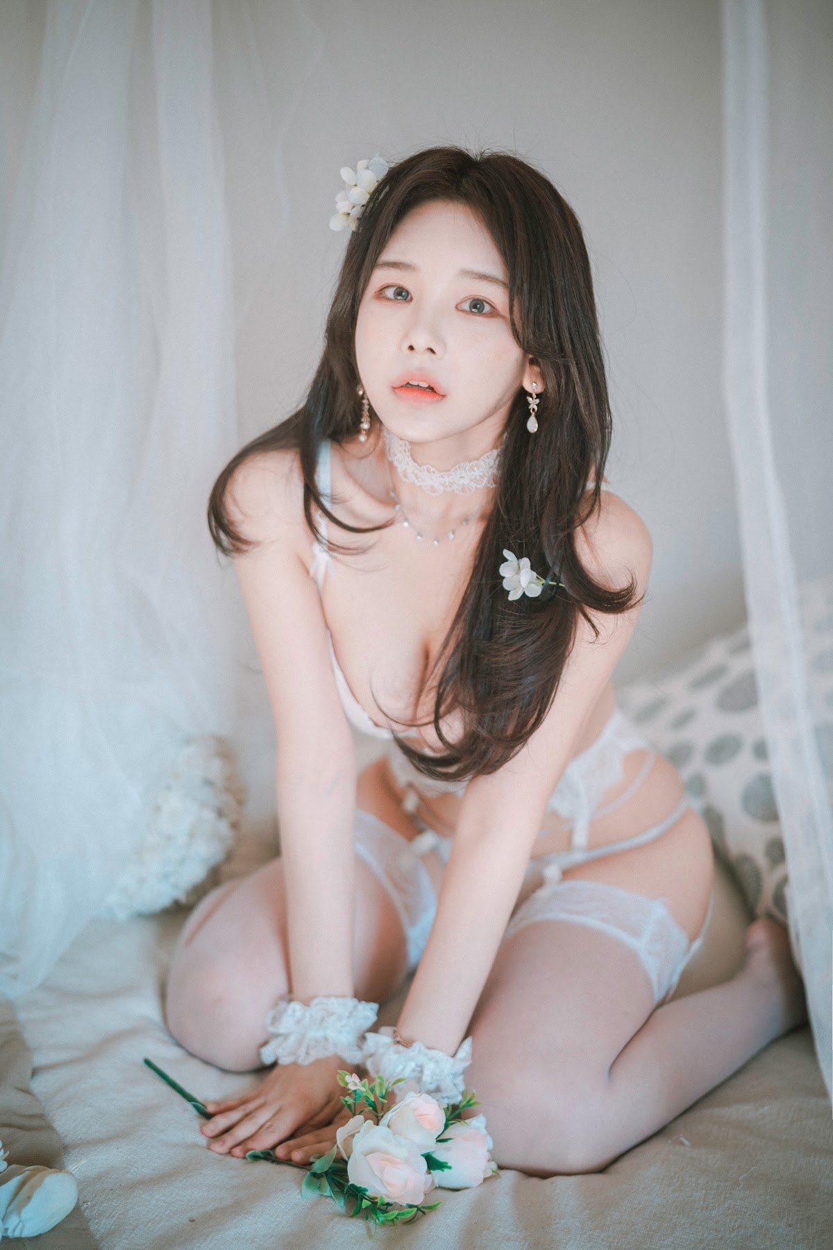 DJAWA Photo – Zzyuri (쮸리) – Alluring White - P16