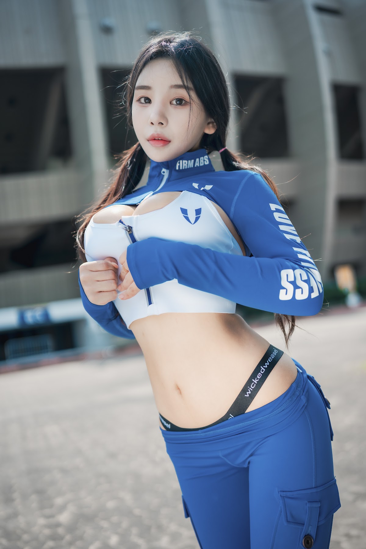 DJAWA Photo – Zzyuri (쮸리) – Loose and Tight Refreshing Blue - P16