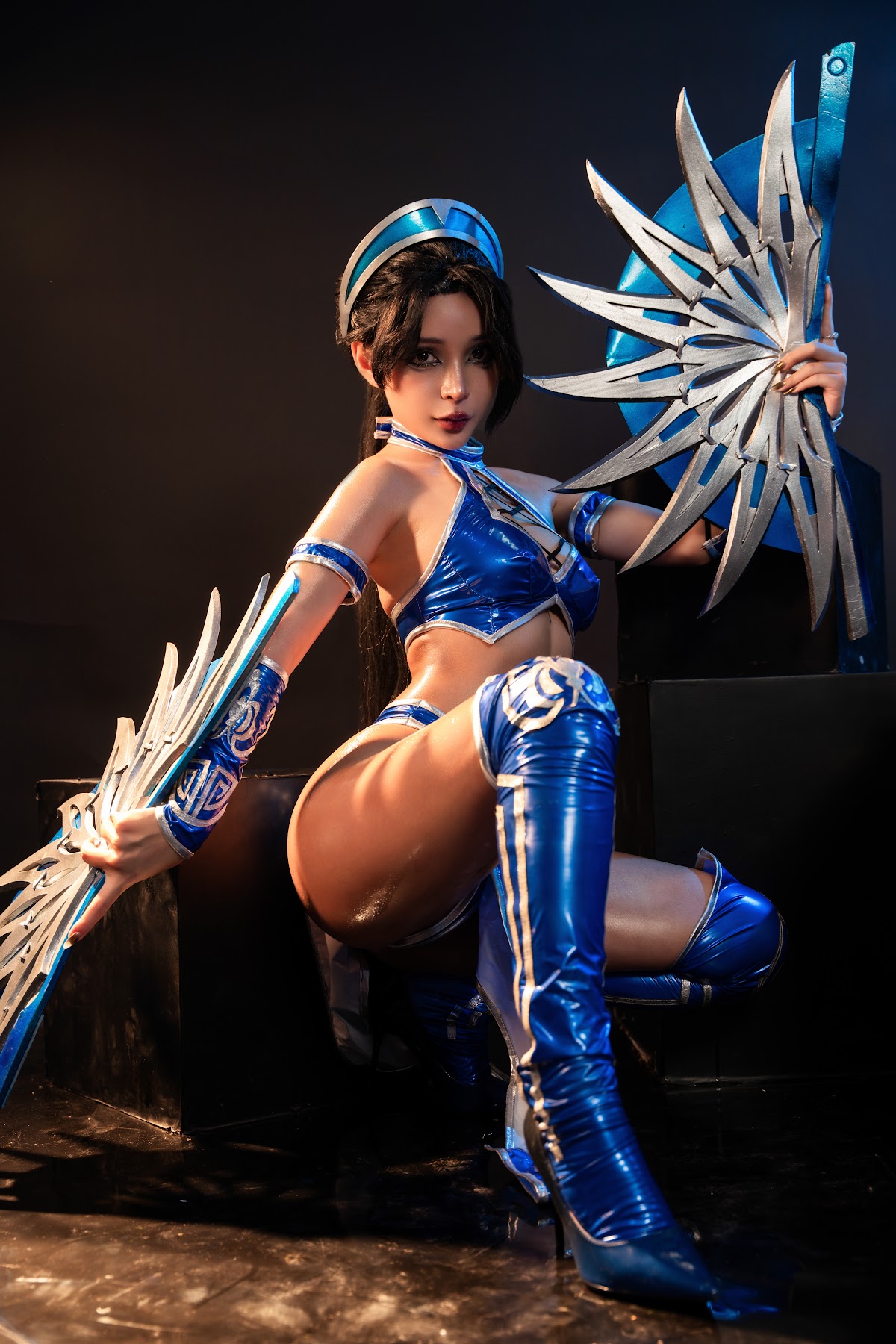 Coser@UmekoJ – Cosplay Kitana Mortal Kombat - P11