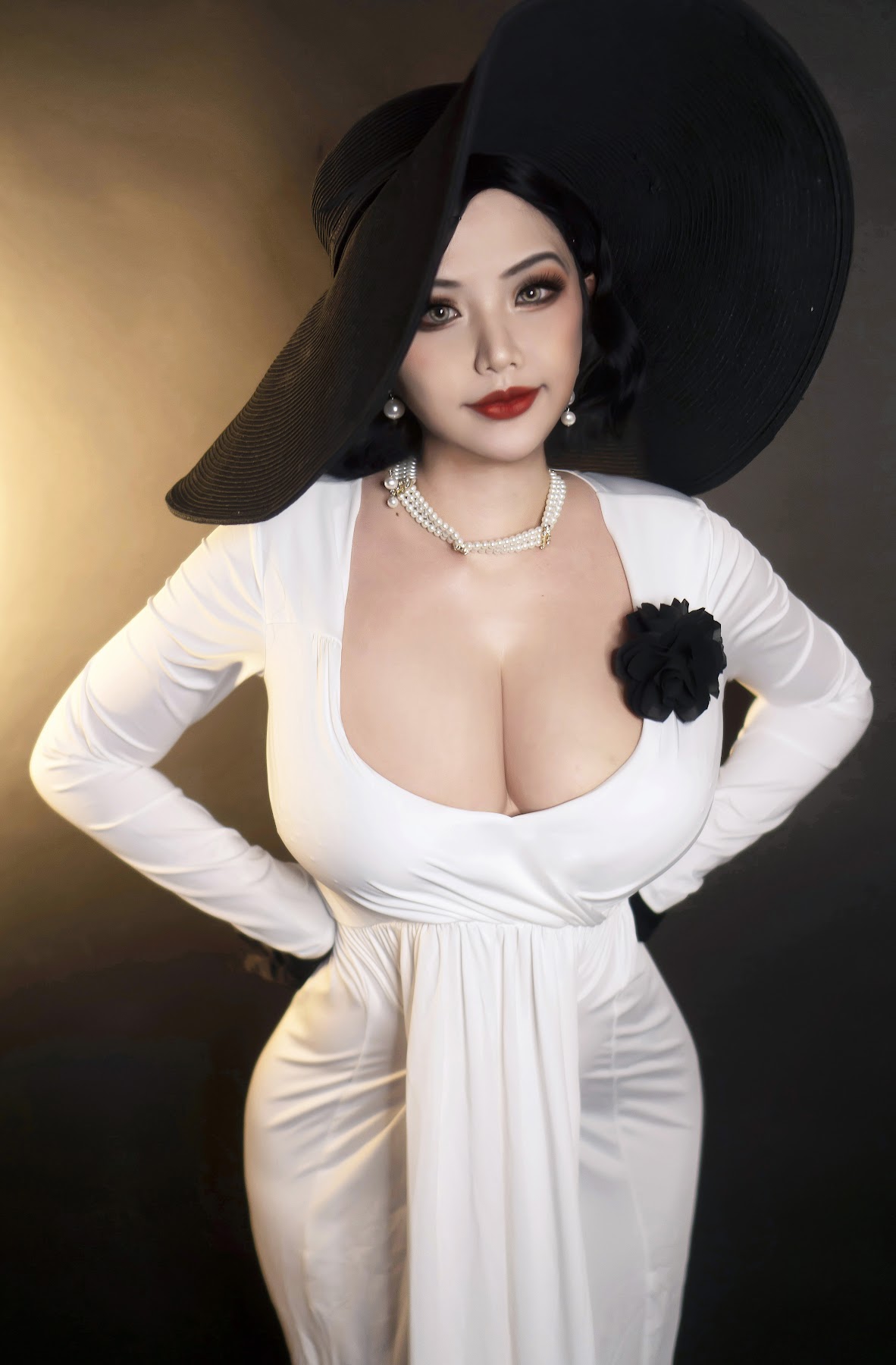 Coser@Hana Bunny – Lady Dimitrescu (Resident Evil) - P6
