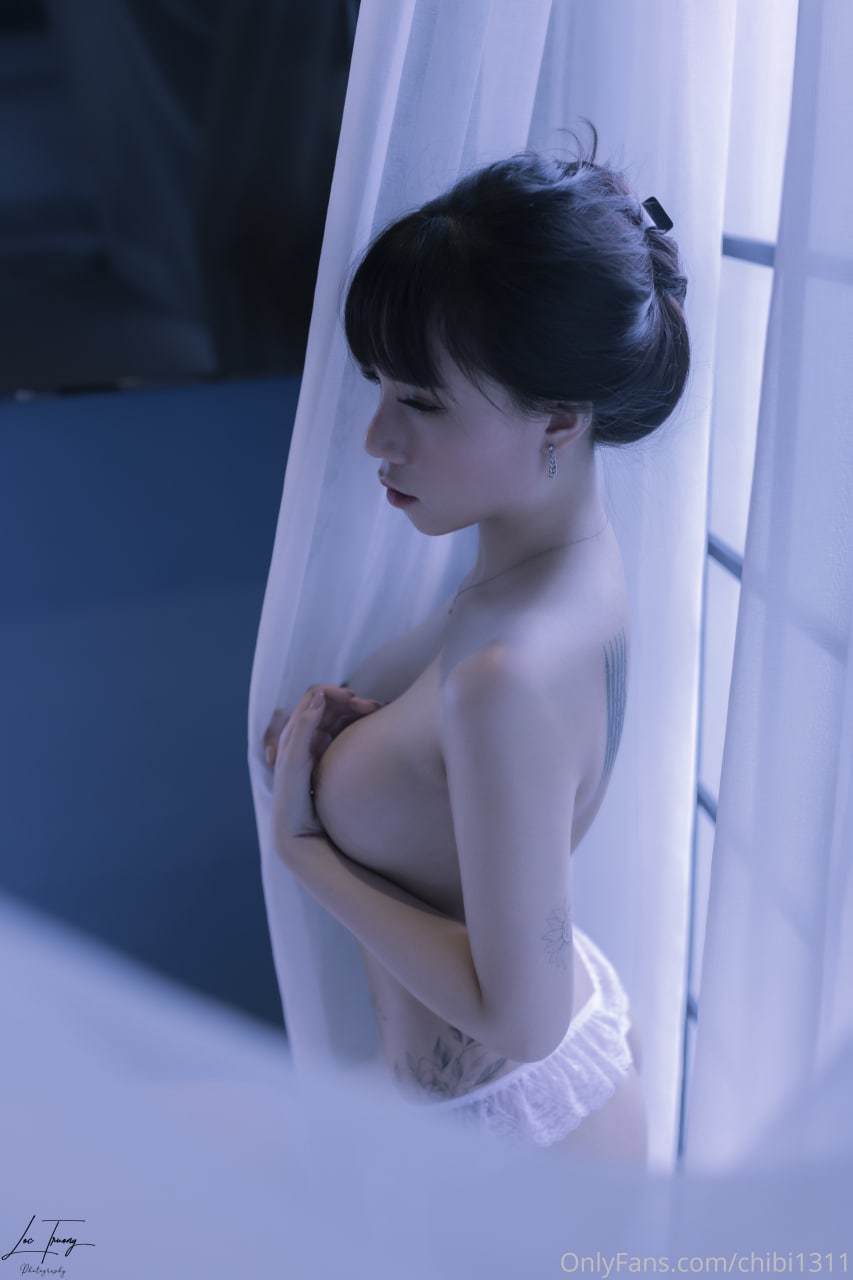 Chibi1311 – 越南美乳美臀模特 OF私拍合集 勾引闺蜜男友野战 - P219