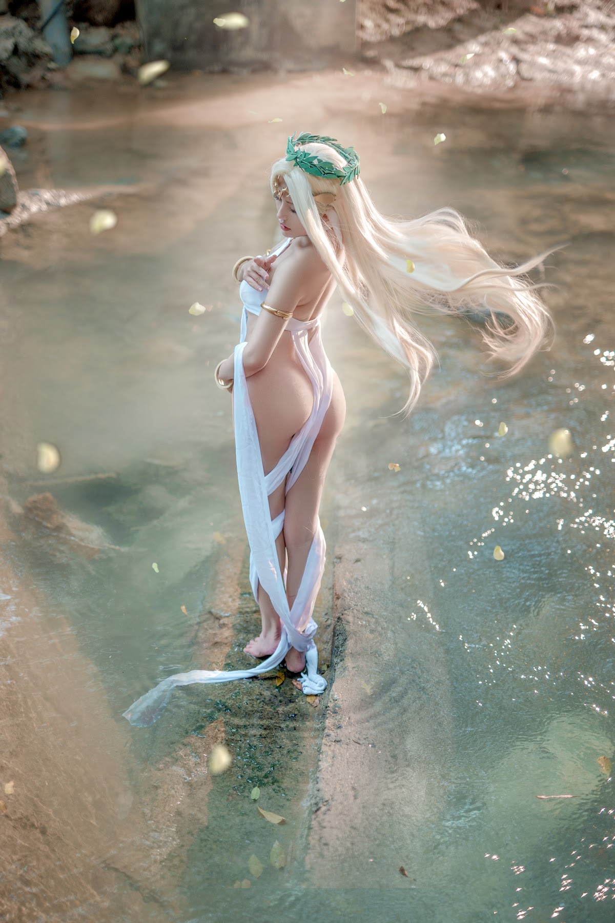 Coser@一笑芳香沁 No.027 黑兽白精灵 - P1