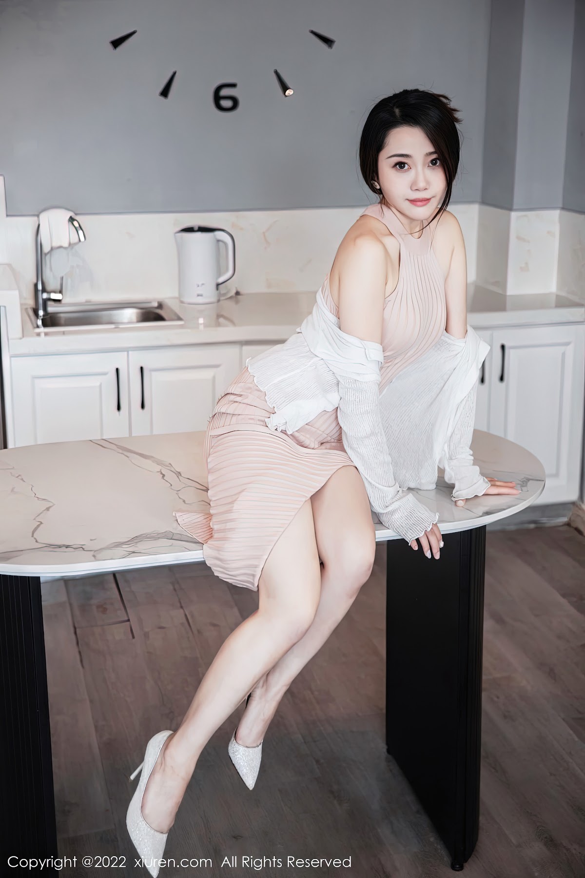 XIUREN No.6066 严利娅Yuliya - P18