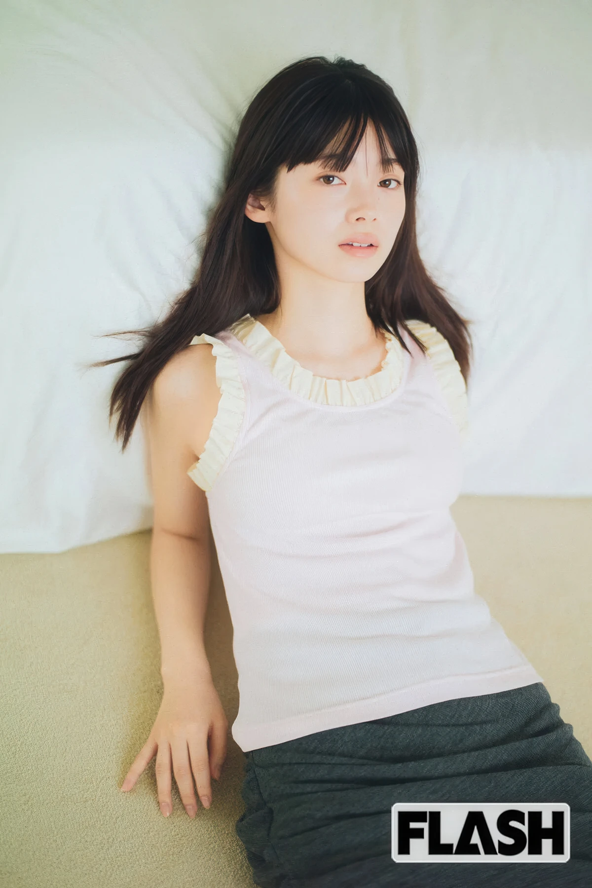 Aiko Kaito 皆藤愛子, Minami Kotona 南琴奈, FLASH 2026.03.03 (フラッシュ 2026年3月3日号) - P17