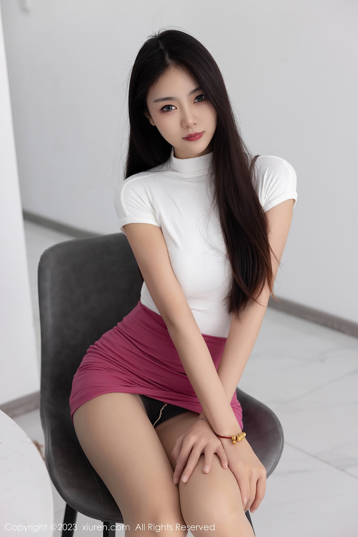 XIUREN No.6239 Ke Le Vicky (可樂Vicky) - P32