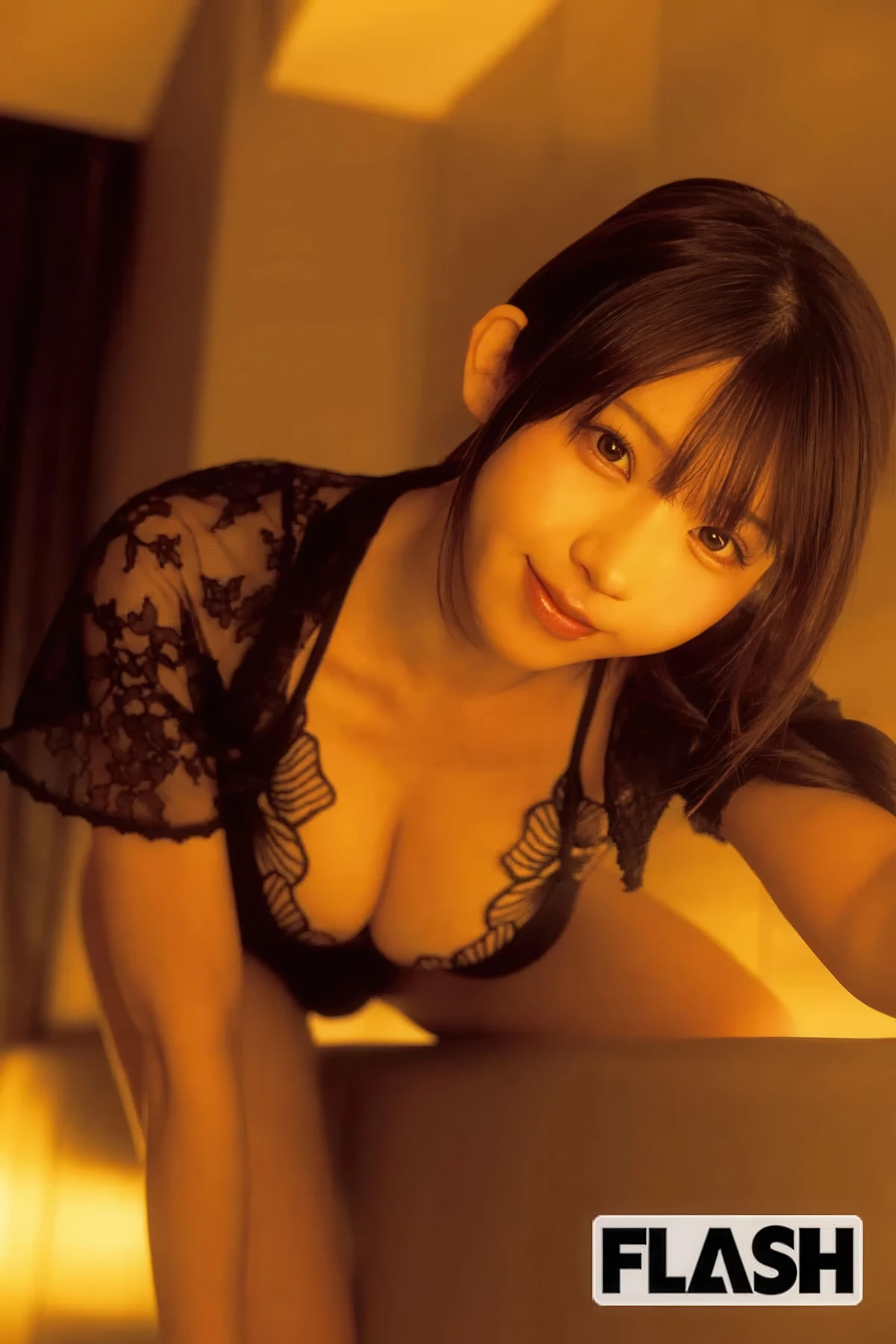 Enako えなこ, FLASH 2026.03.03 (フラッシュ 2026年3月3日号) - P19