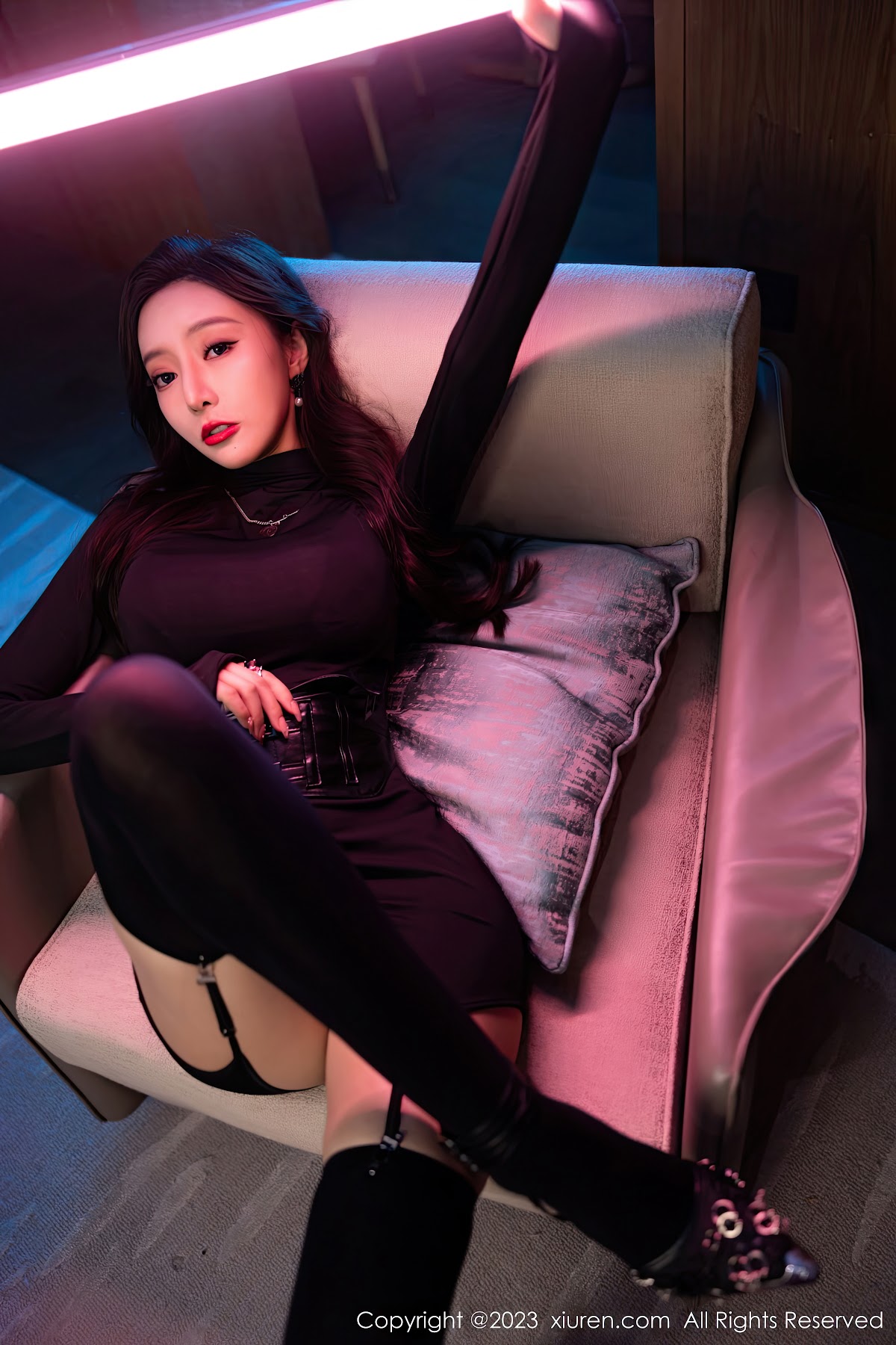 XIUREN No.6099 Yanni – Wang Xin Yao (王馨瑶) - P46