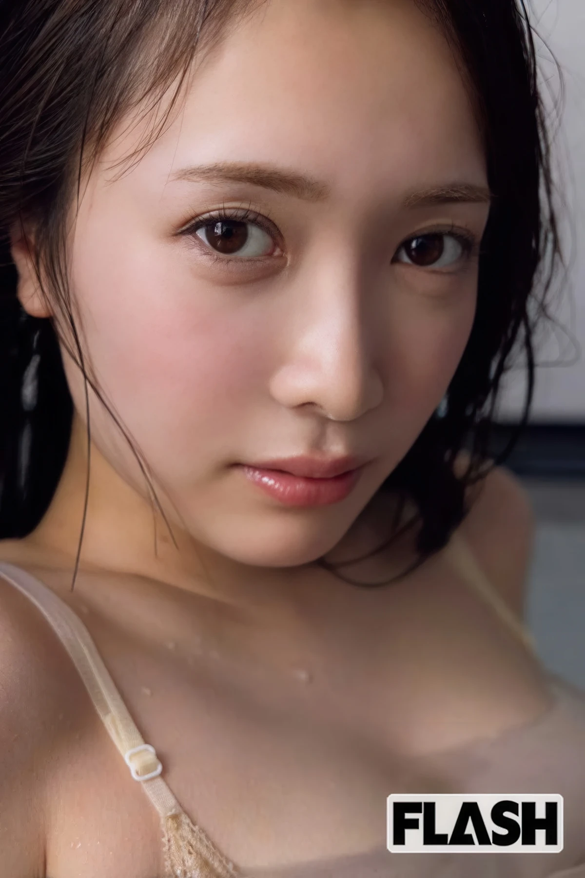 Nozomi Suzuki 鈴木希, FLASH 2026.03.03 (フラッシュ 2026年3月3日号) - P15