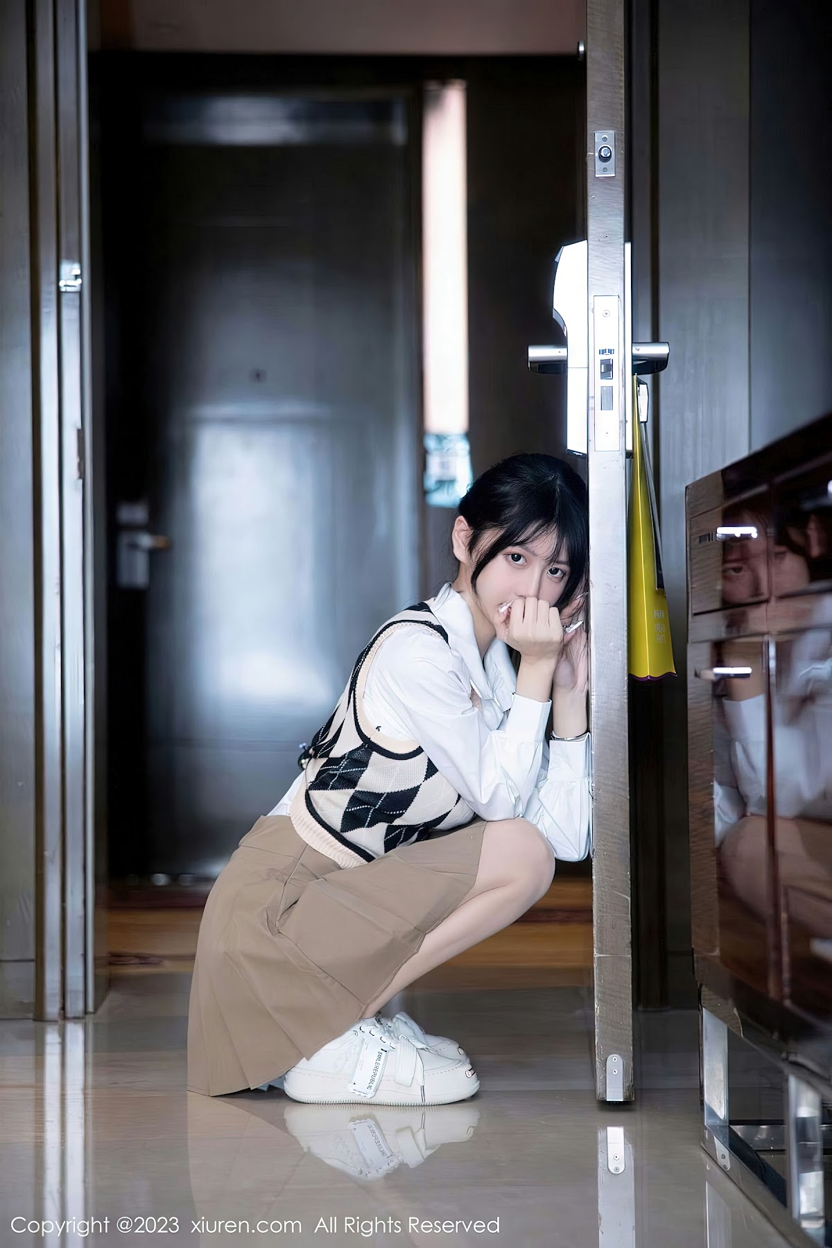 XIUREN No.6329 谢小蒽 - P2