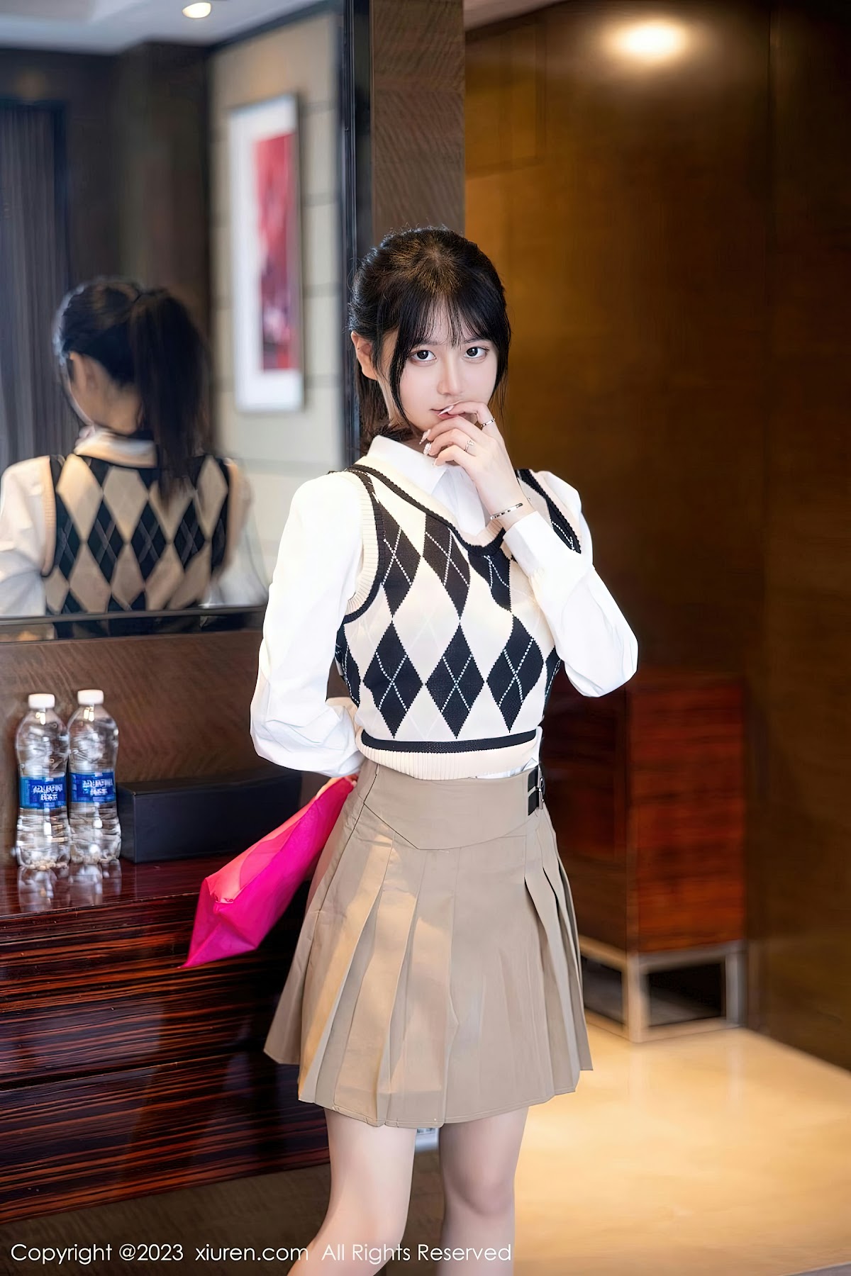XIUREN No.6329 谢小蒽 - P7