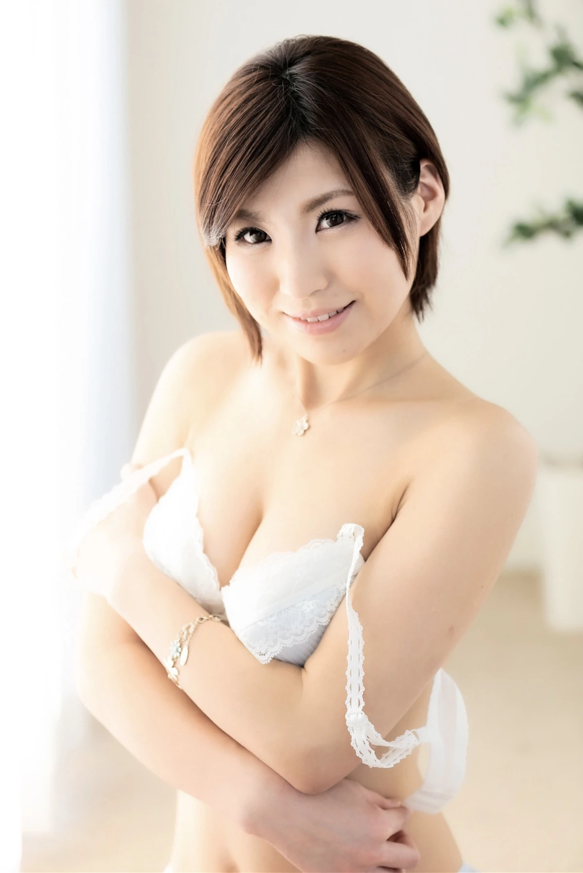 Minami Natsuki 夏希みなみ, Rino Kirishima 桐嶋りの, Prestige 写真集 「Ultimate First Shot Best」 - P18