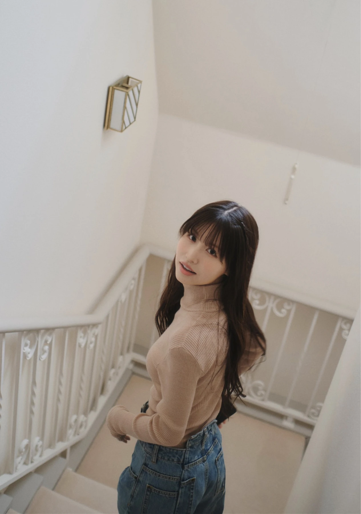 Momo Sakura 桜空もも, 写真集 「Trance Retinal とられち」 Set.01 - P13