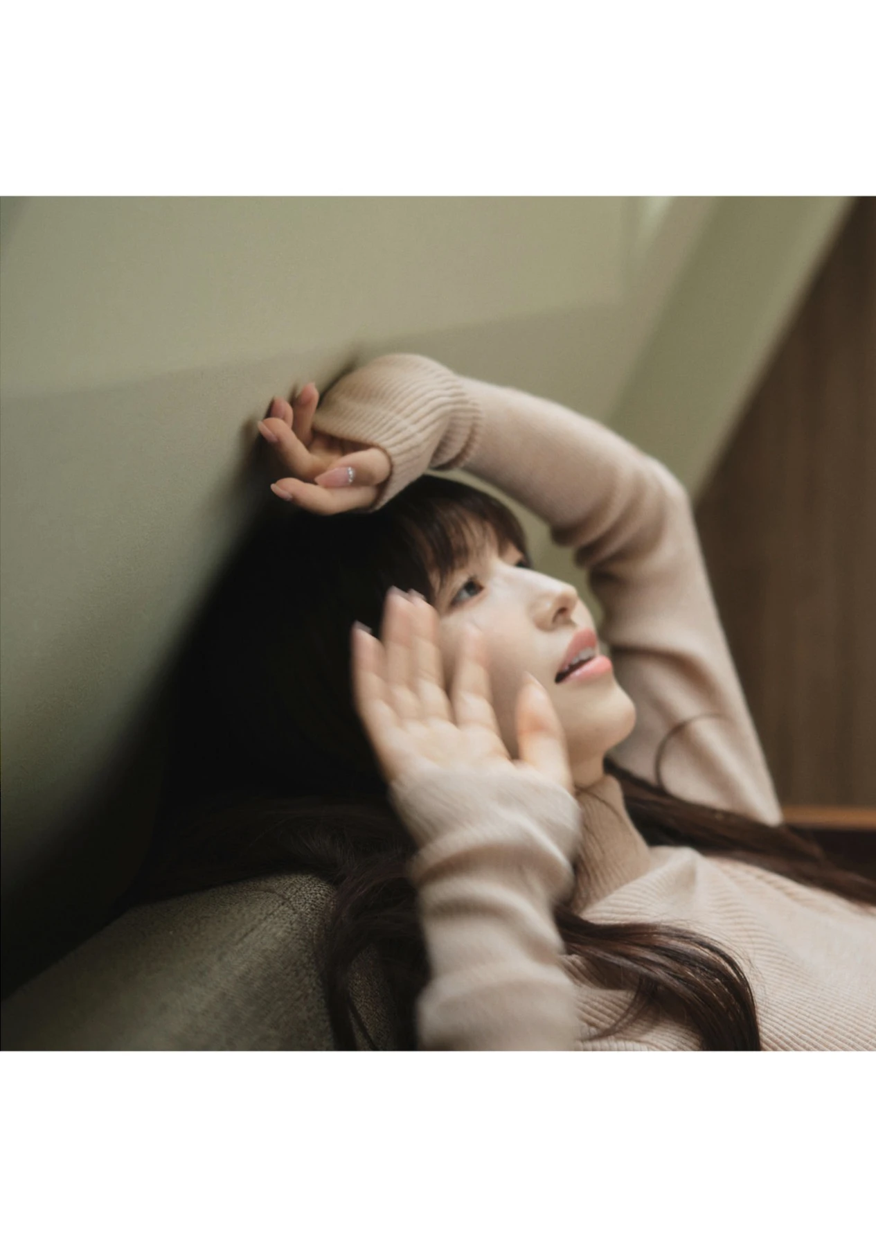 Momo Sakura 桜空もも, 写真集 「Trance Retinal とられち」 Set.01 - P6