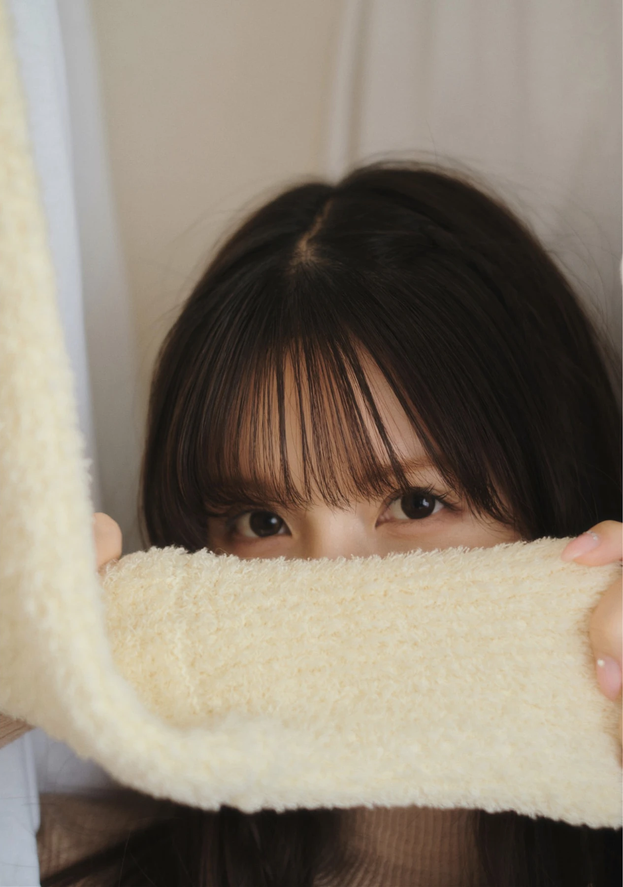 Momo Sakura 桜空もも, 写真集 「Trance Retinal とられち」 Set.01 - P7