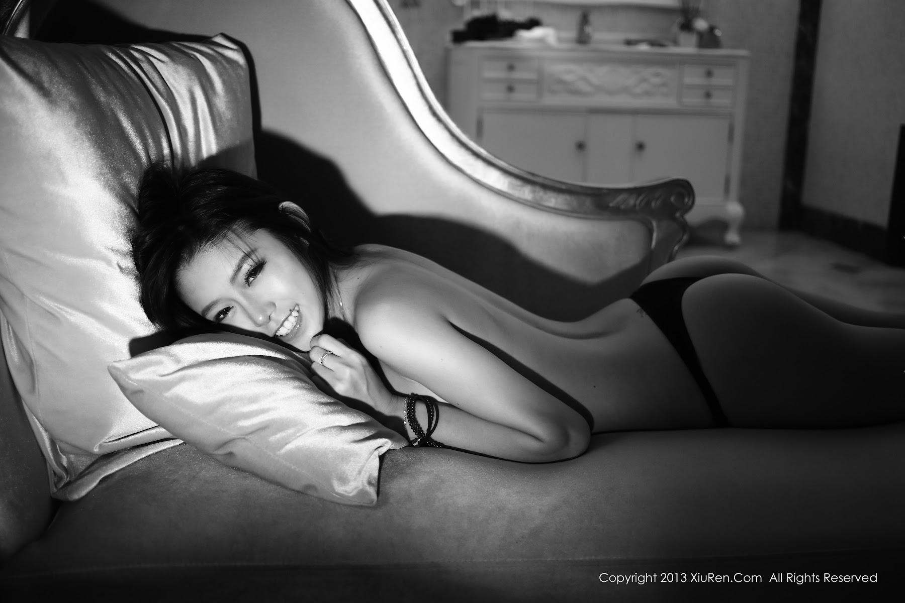 XIUREN No.0026 Luvian (本能) - P64
