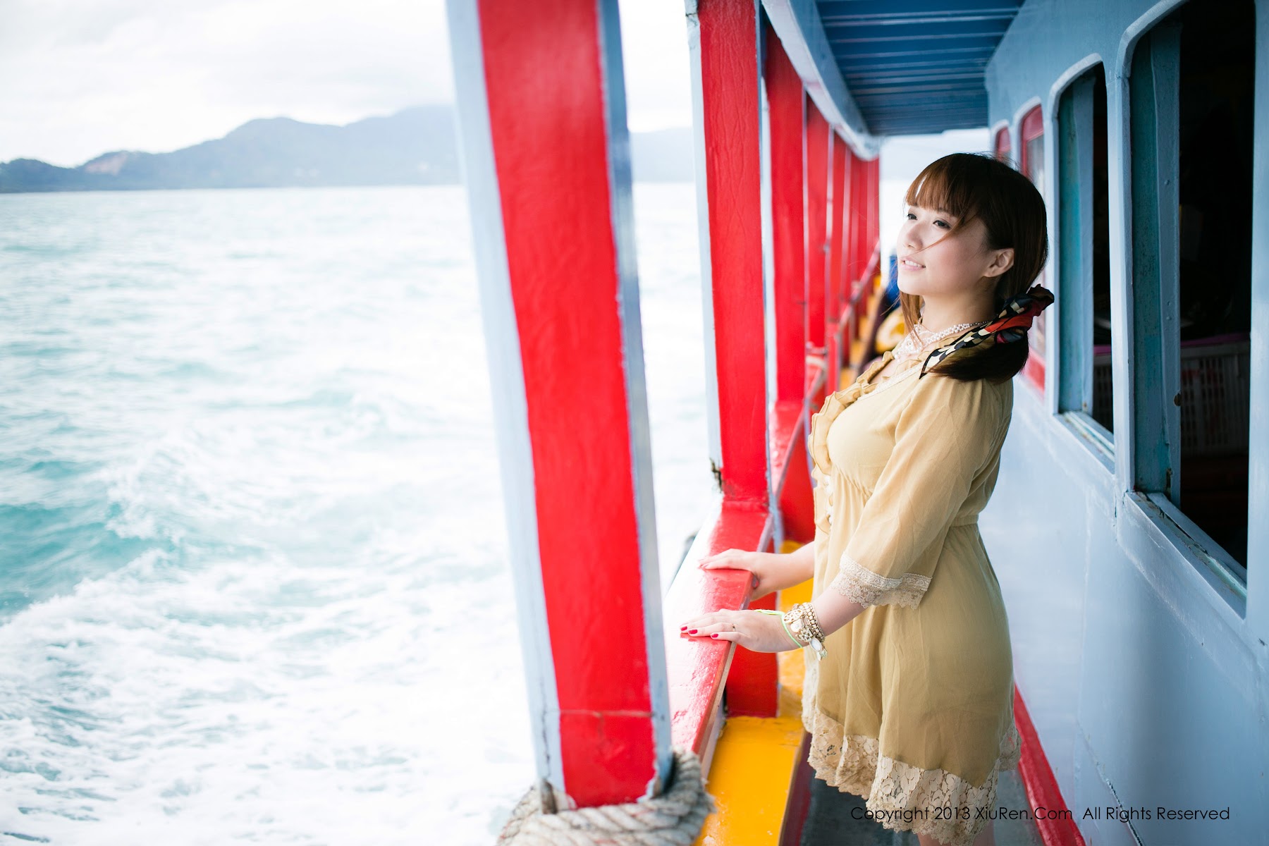 XIUREN No.0053 Momo Wuyu (默漠无荢) - P28