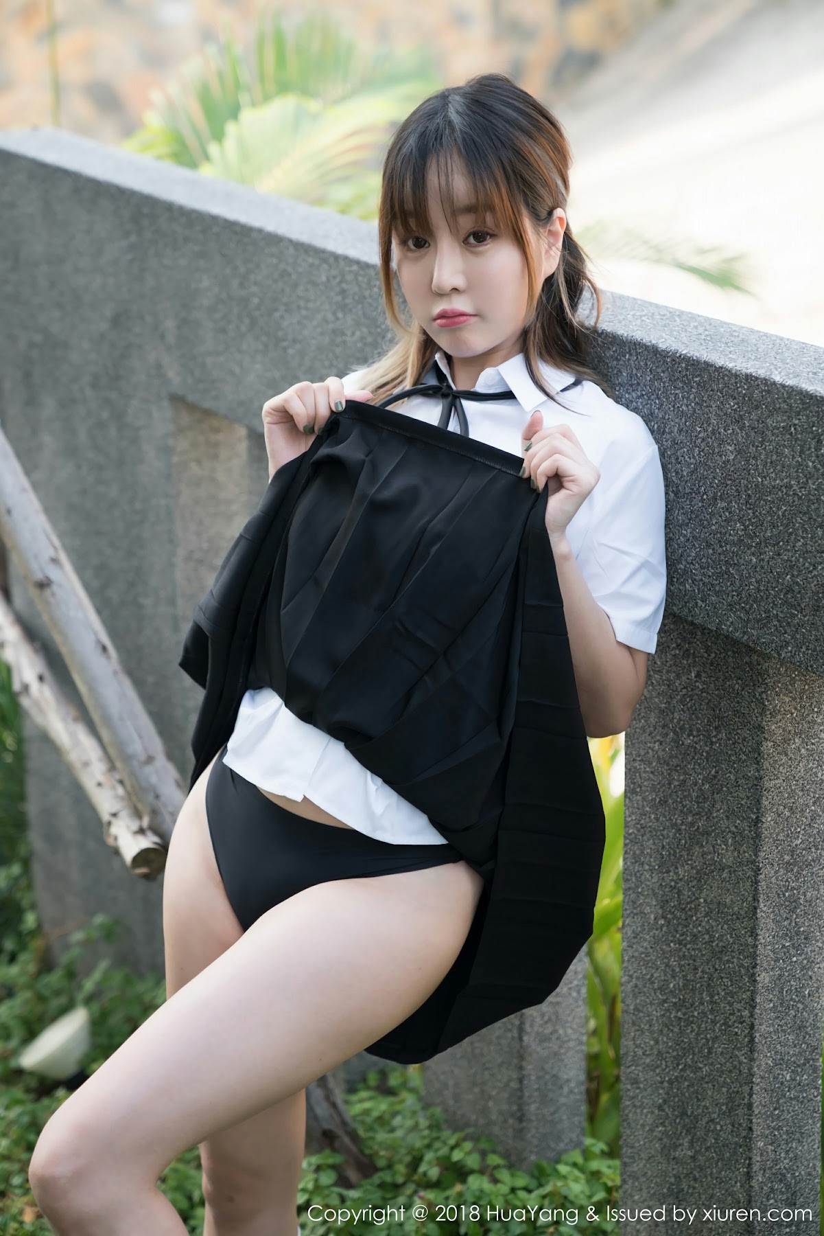 HuaYang 2018-06-01 Vol.048 Huang Le Ran (黄楽然) and Wang Yu Chun (王雨纯) - P32