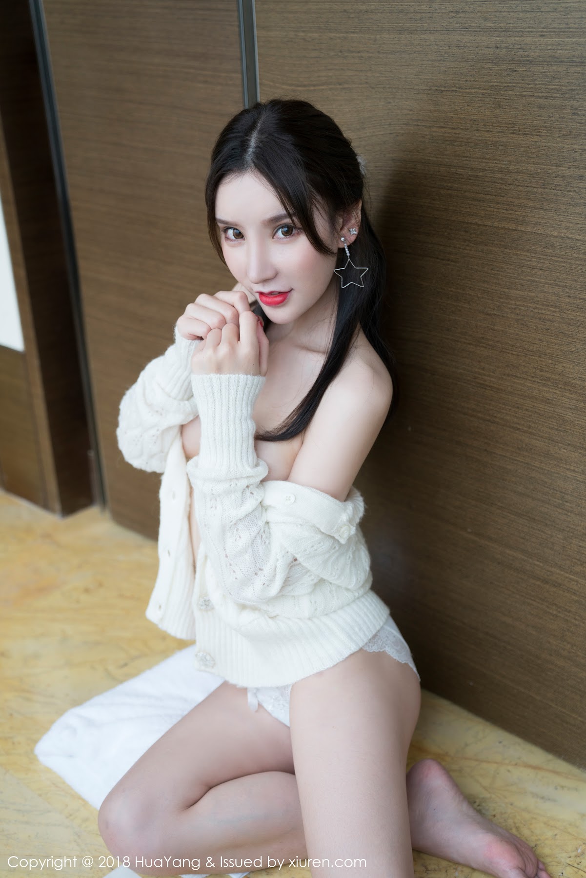 HuaYang 2018-06-15 Vol.053 Zhou Yuxi (周于希) - P37
