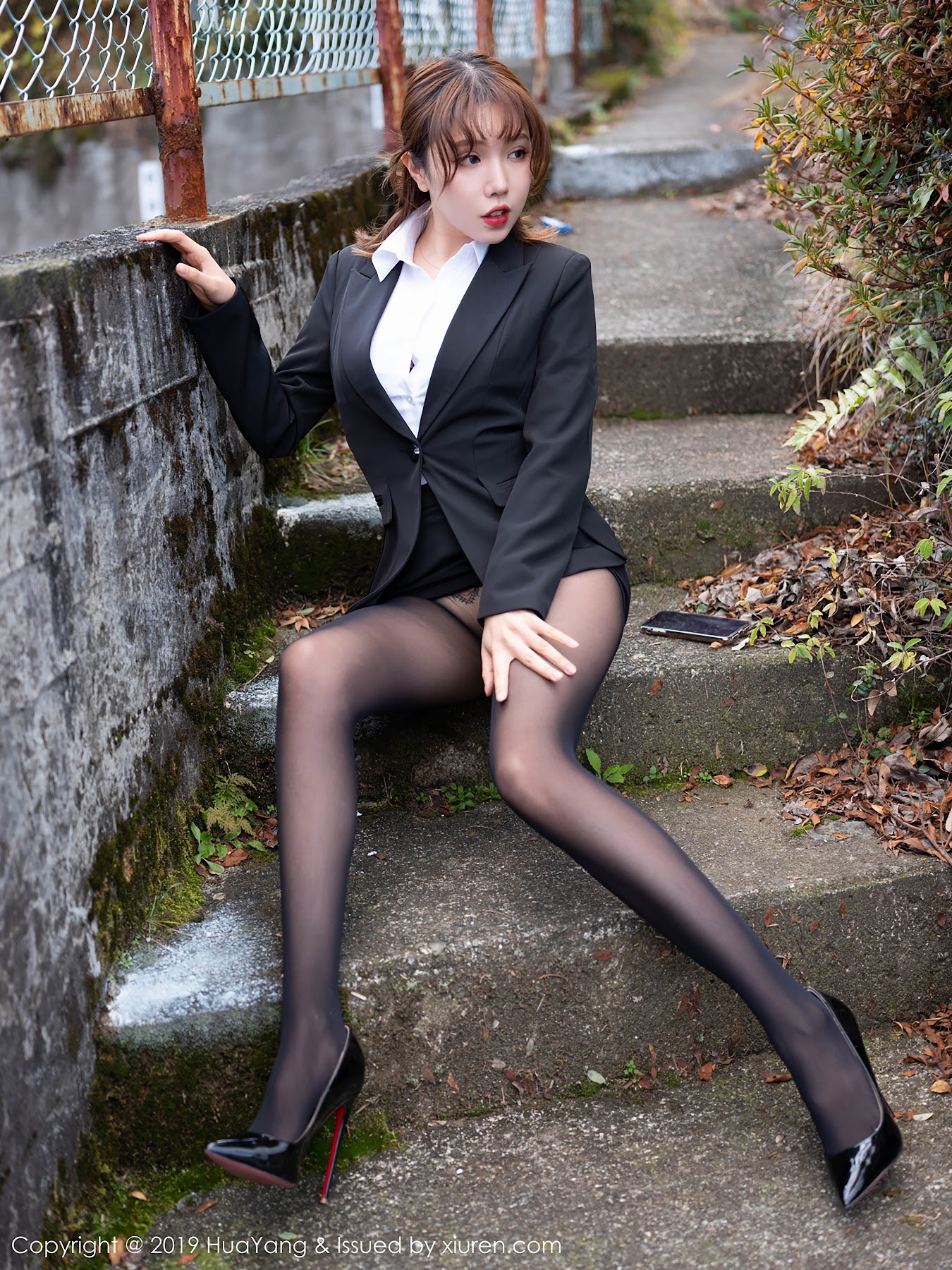 HuaYang 2019-01-31 Vol.113 Huang Le Ran (黄楽然) - P27