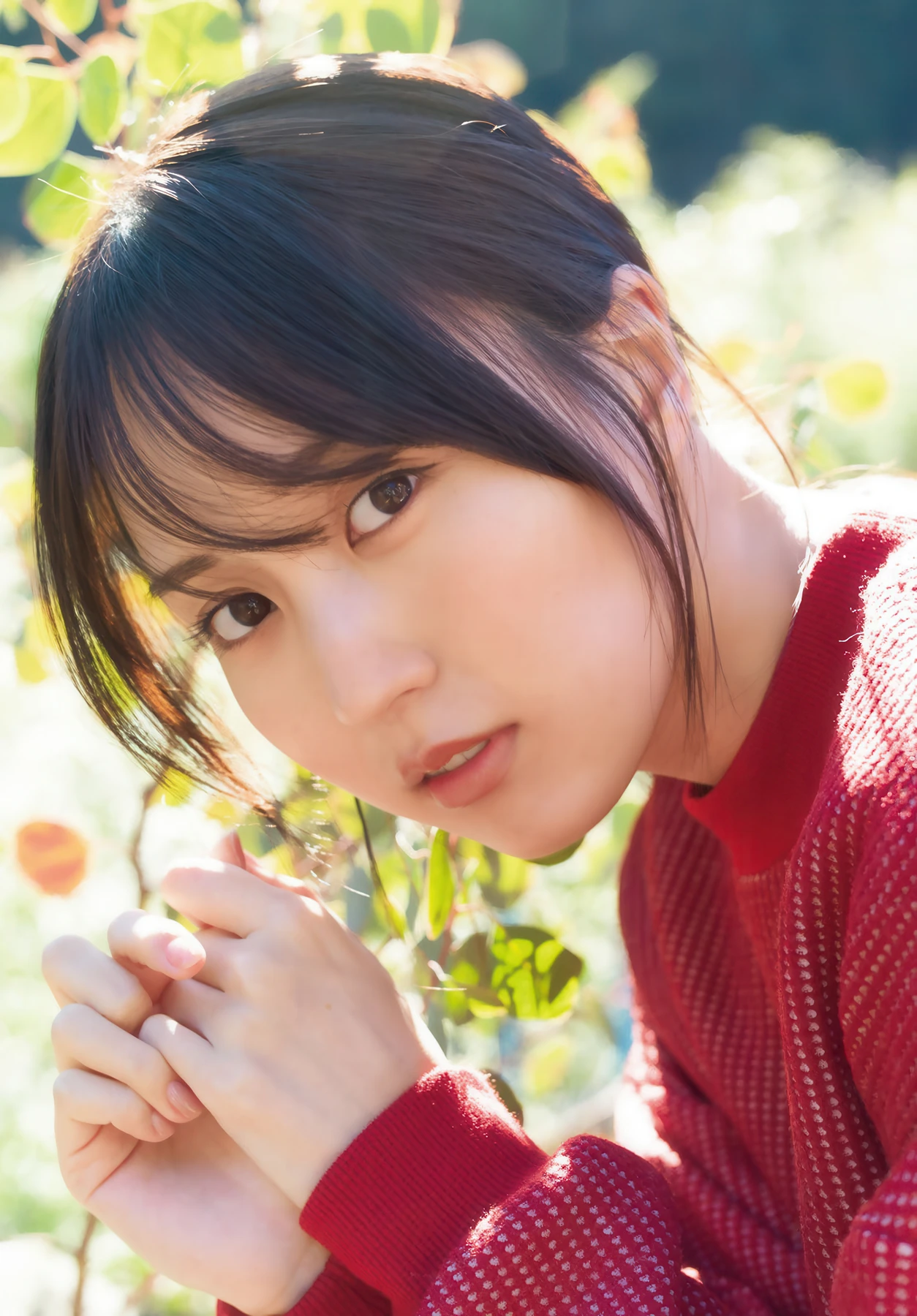 Haruka Kaki 賀喜遥香, Shonen Magazine 2026 No.13 (週刊少年マガジン 2026年13号) - P9