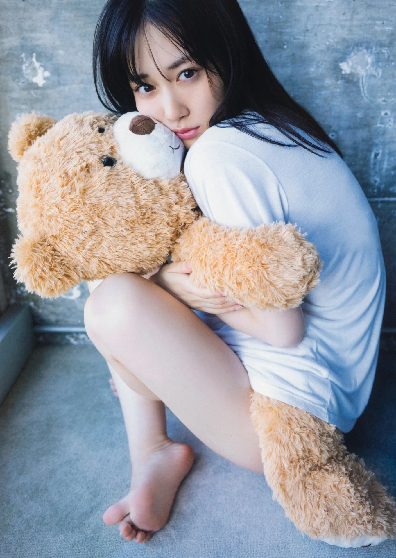 Mizuki Yamashita 山下美月, 2nd写真集 「ヒロイン」 Set.01 - P13