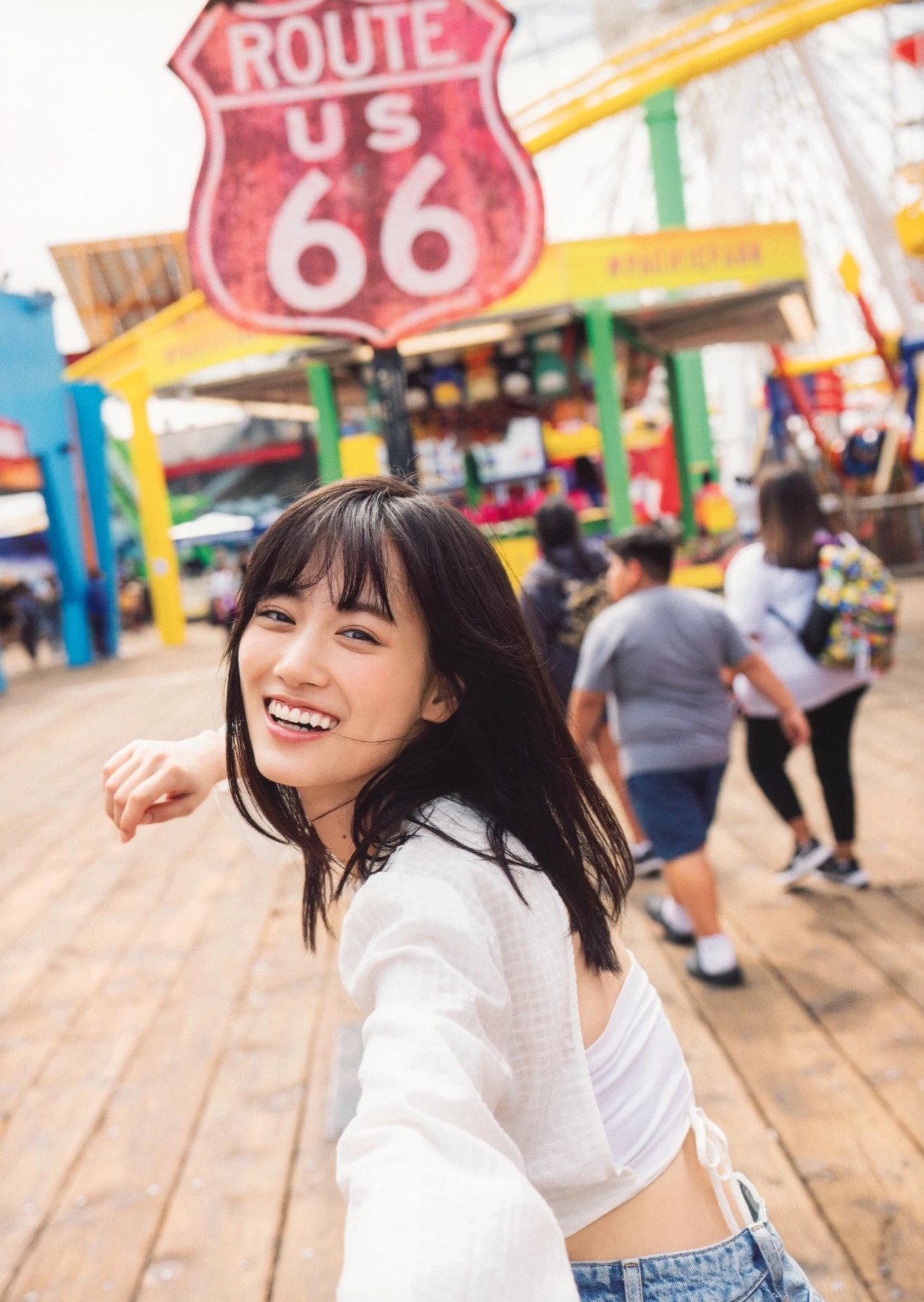 Mizuki Yamashita 山下美月, 2nd写真集 「ヒロイン」 Set.01 - P1