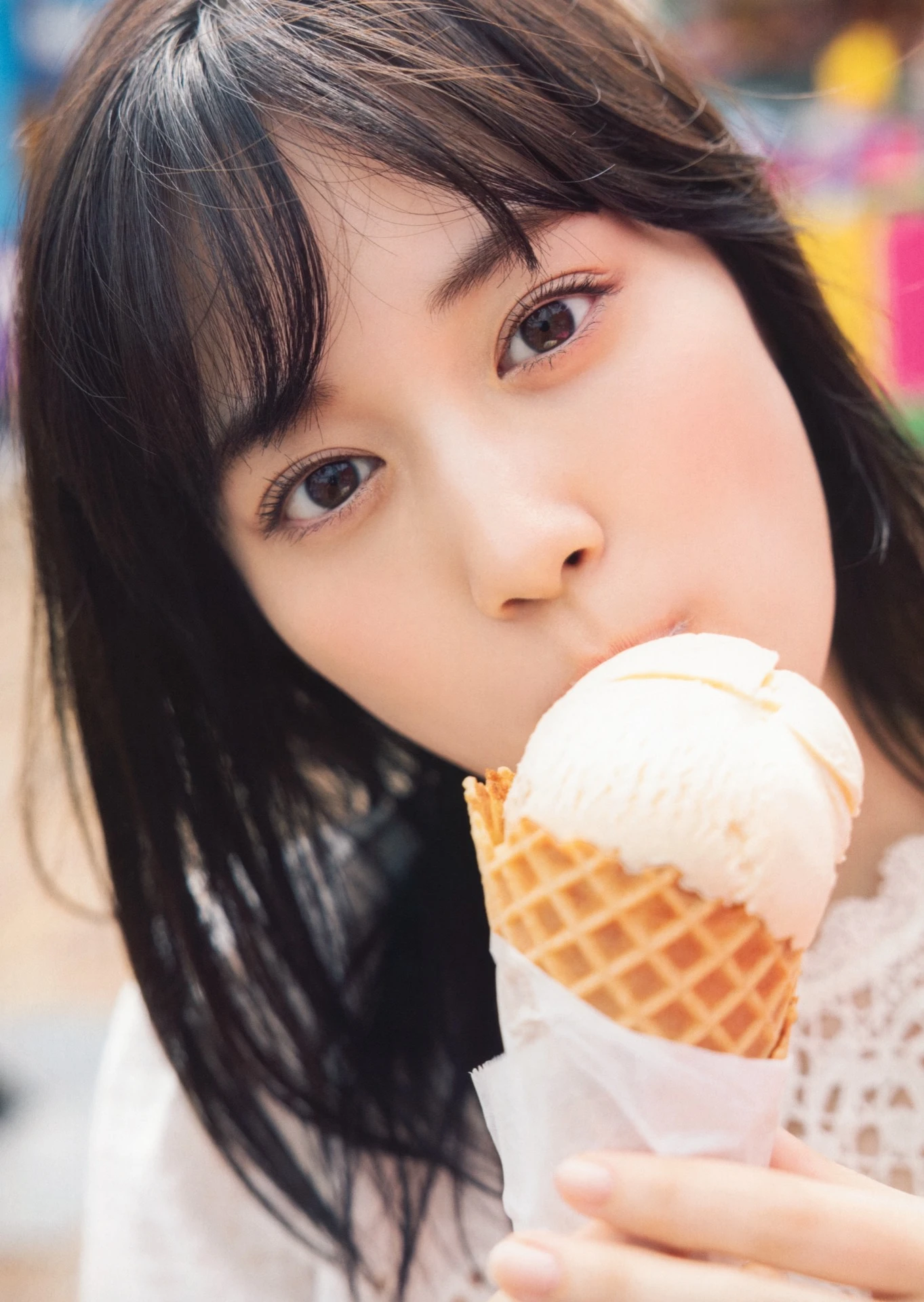 Mizuki Yamashita 山下美月, 2nd写真集 「ヒロイン」 Set.01 - P2