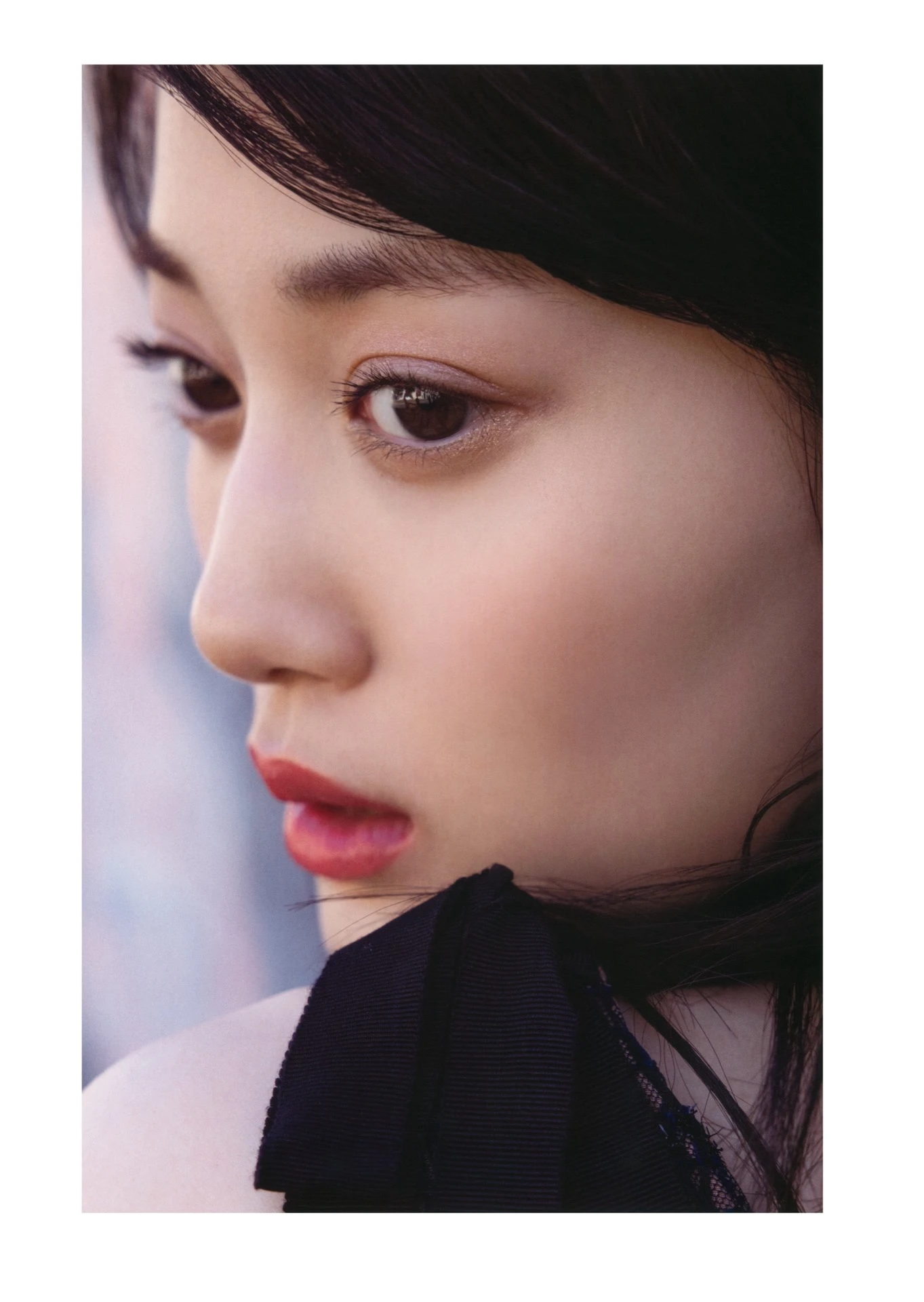 Mizuki Yamashita 山下美月, 2nd写真集 「ヒロイン」 Set.01 - P32